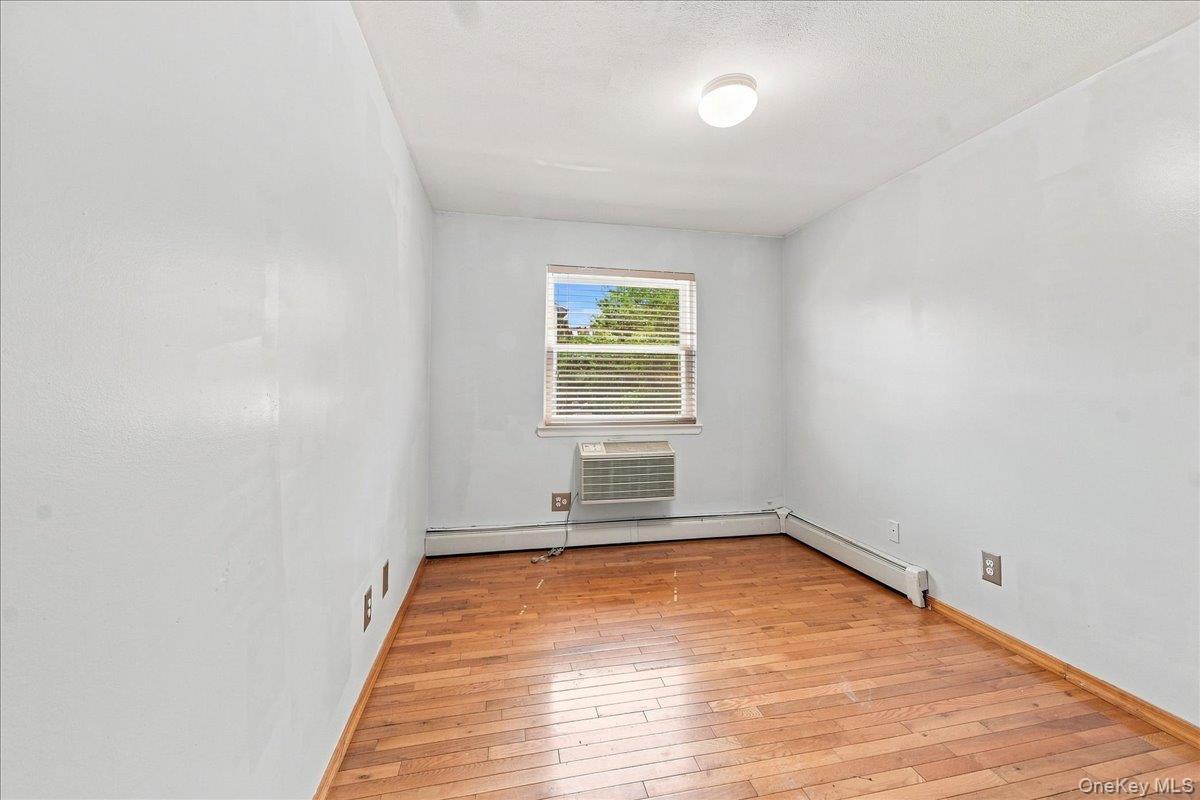 Single Family Stanton Court  Bronx, NY 10473, MLS-1043018-17