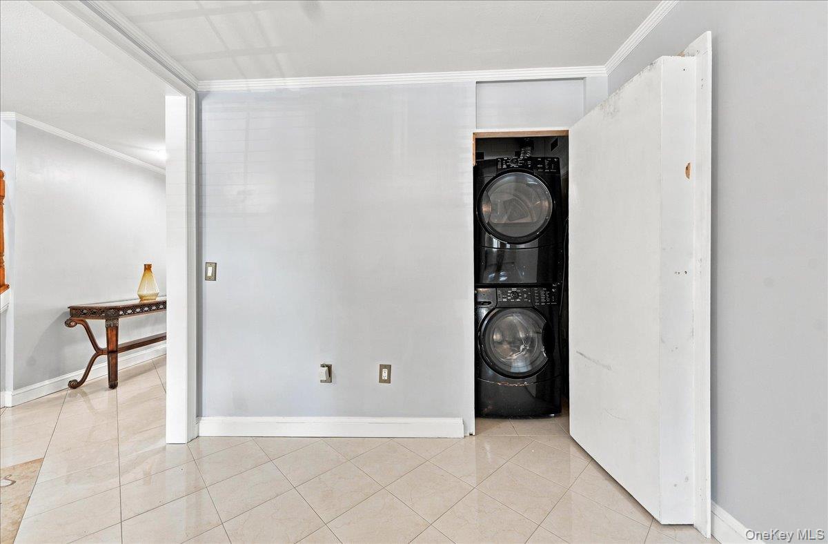 Single Family Stanton Court  Bronx, NY 10473, MLS-1043018-22