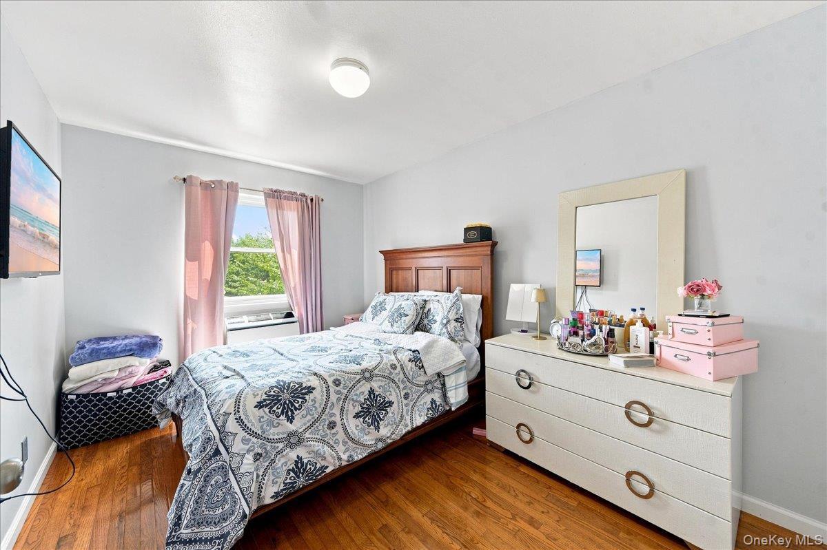 Single Family Stanton Court  Bronx, NY 10473, MLS-1043018-29