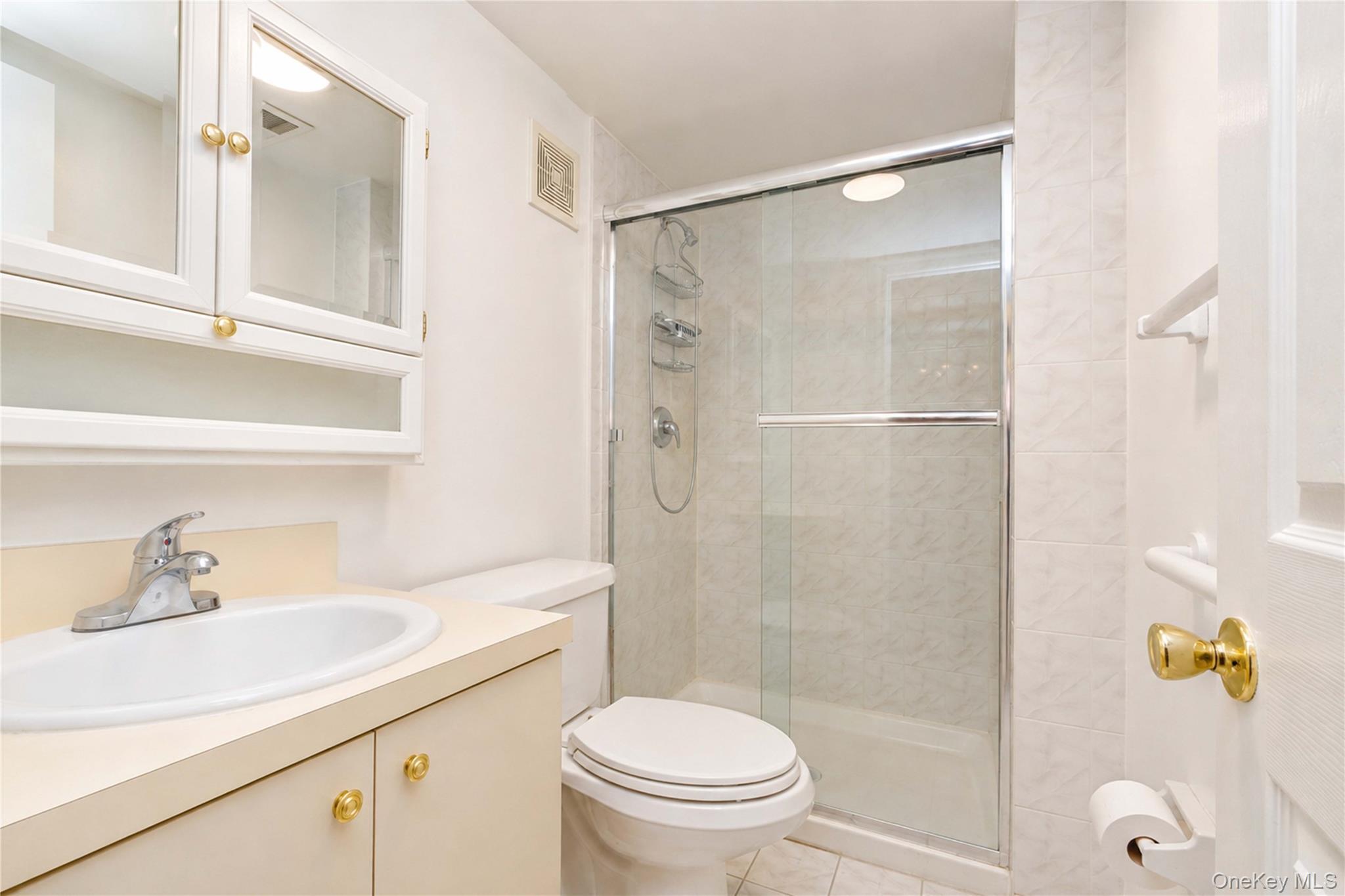 Single Family Rachel Court Staten Island, NY 10310, MLS-1043027-25