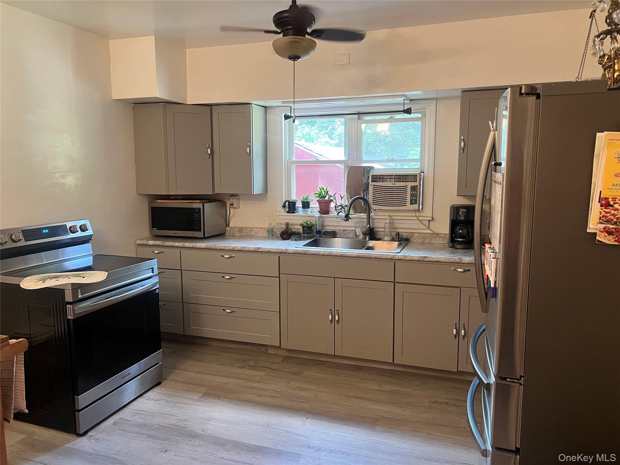 Single Family White Street Orange County, NY 12550, MLS-1043030-14
