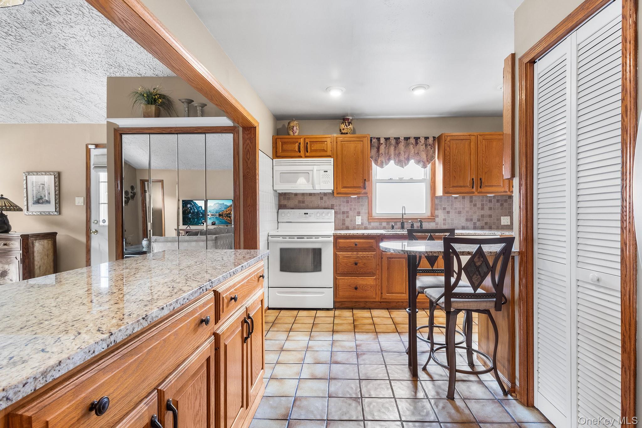 Single Family Stewart Avenue  Nassau County, NY 11714, MLS-1043040-12