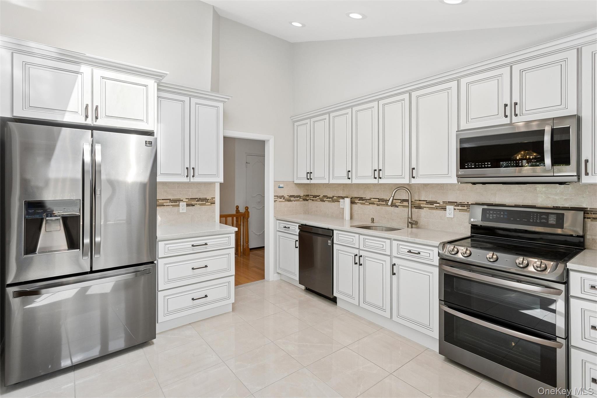 Single Family Fordham Lane  Nassau County, NY 11598, MLS-1043049-9