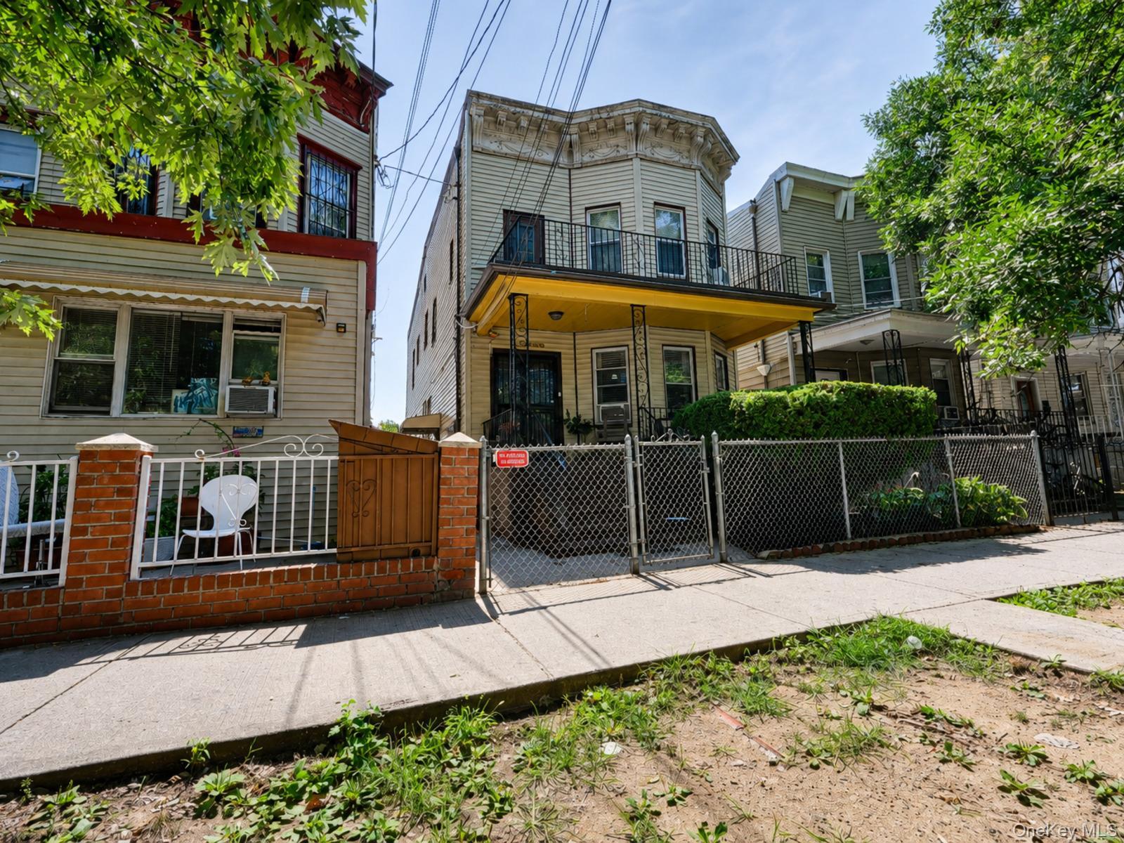 Single Family 34th Avenue  Queens, NY 11368, MLS-1043072-2