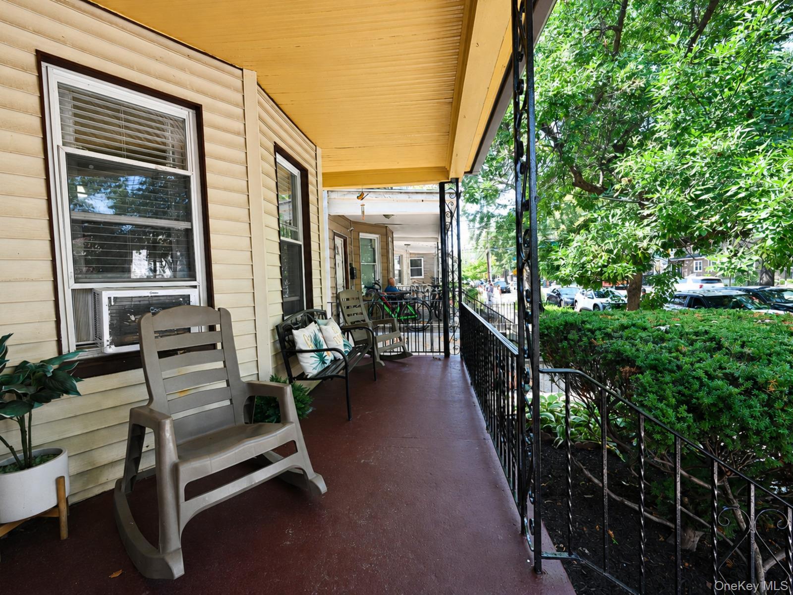 Single Family 34th Avenue  Queens, NY 11368, MLS-1043072-5