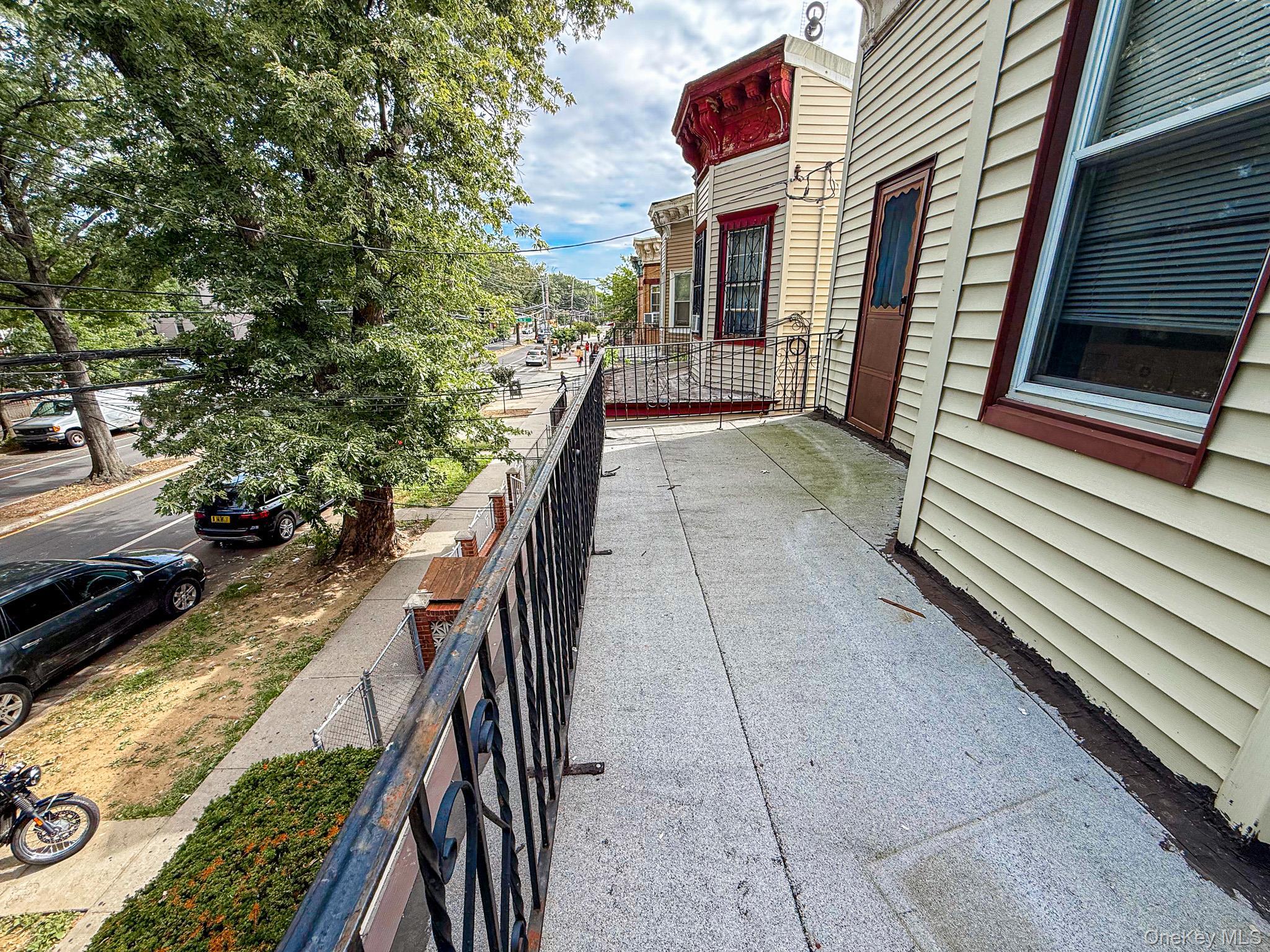 Single Family 34th Avenue  Queens, NY 11368, MLS-1043072-7