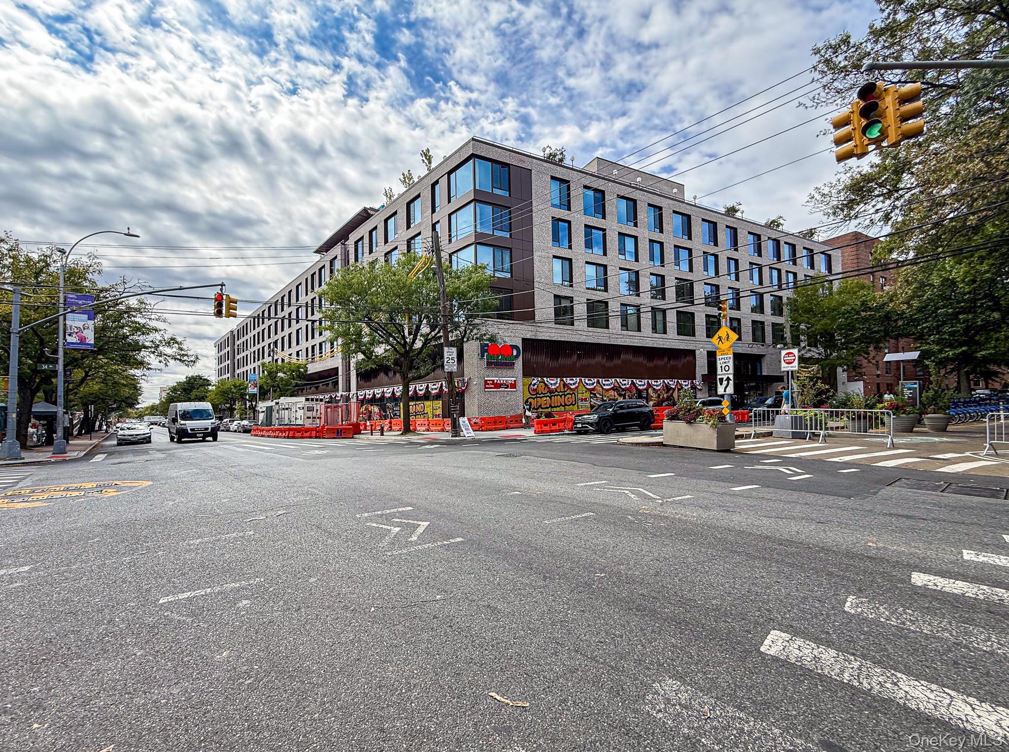 Single Family 34th Avenue  Queens, NY 11368, MLS-1043072-8