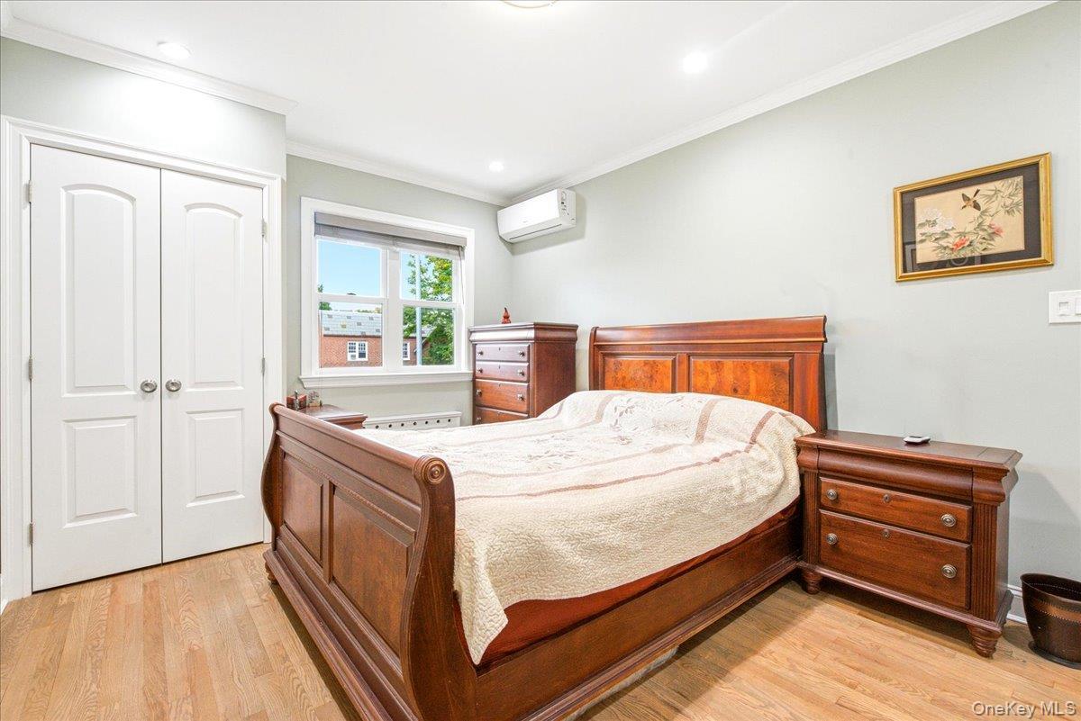 Single Family Harrow Street Queens, NY 11375, MLS-1043073-26