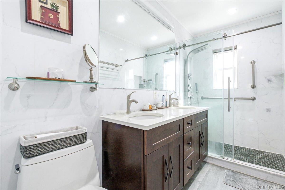 Single Family Harrow Street Queens, NY 11375, MLS-1043073-30