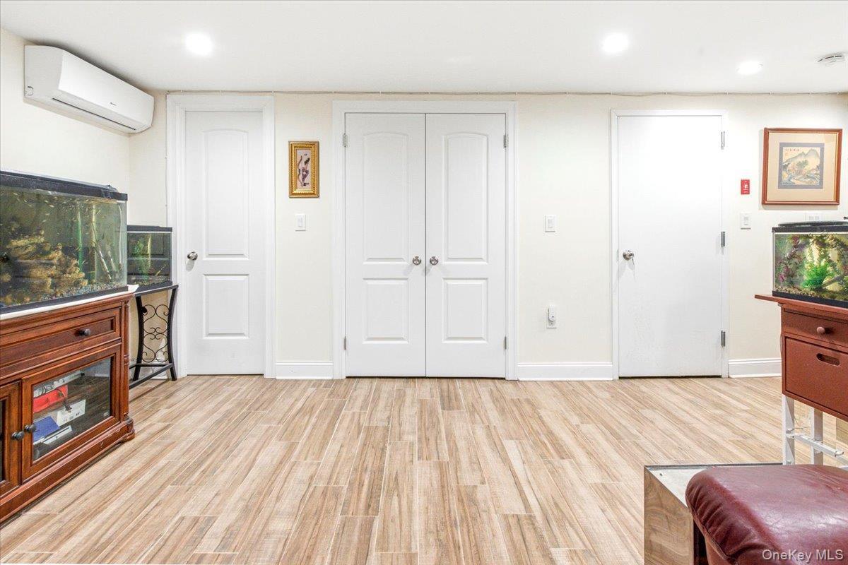 Single Family Harrow Street Queens, NY 11375, MLS-1043073-32