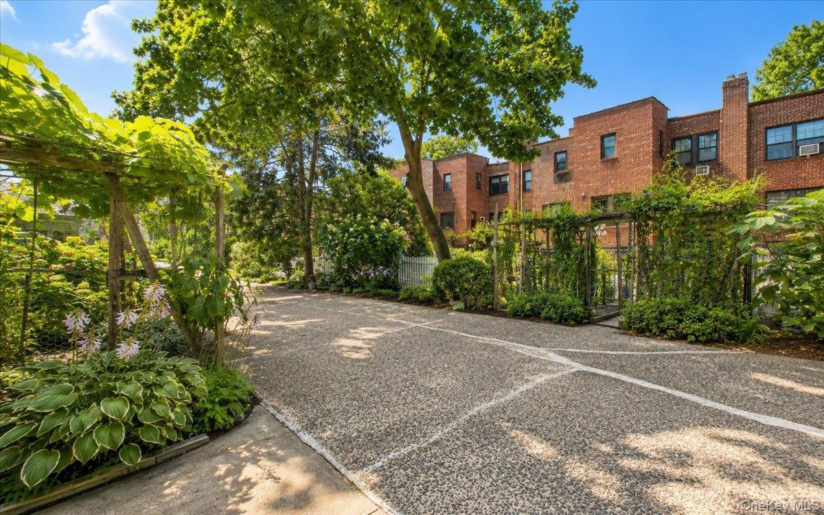Single Family Harrow Street Queens, NY 11375, MLS-1043073-40