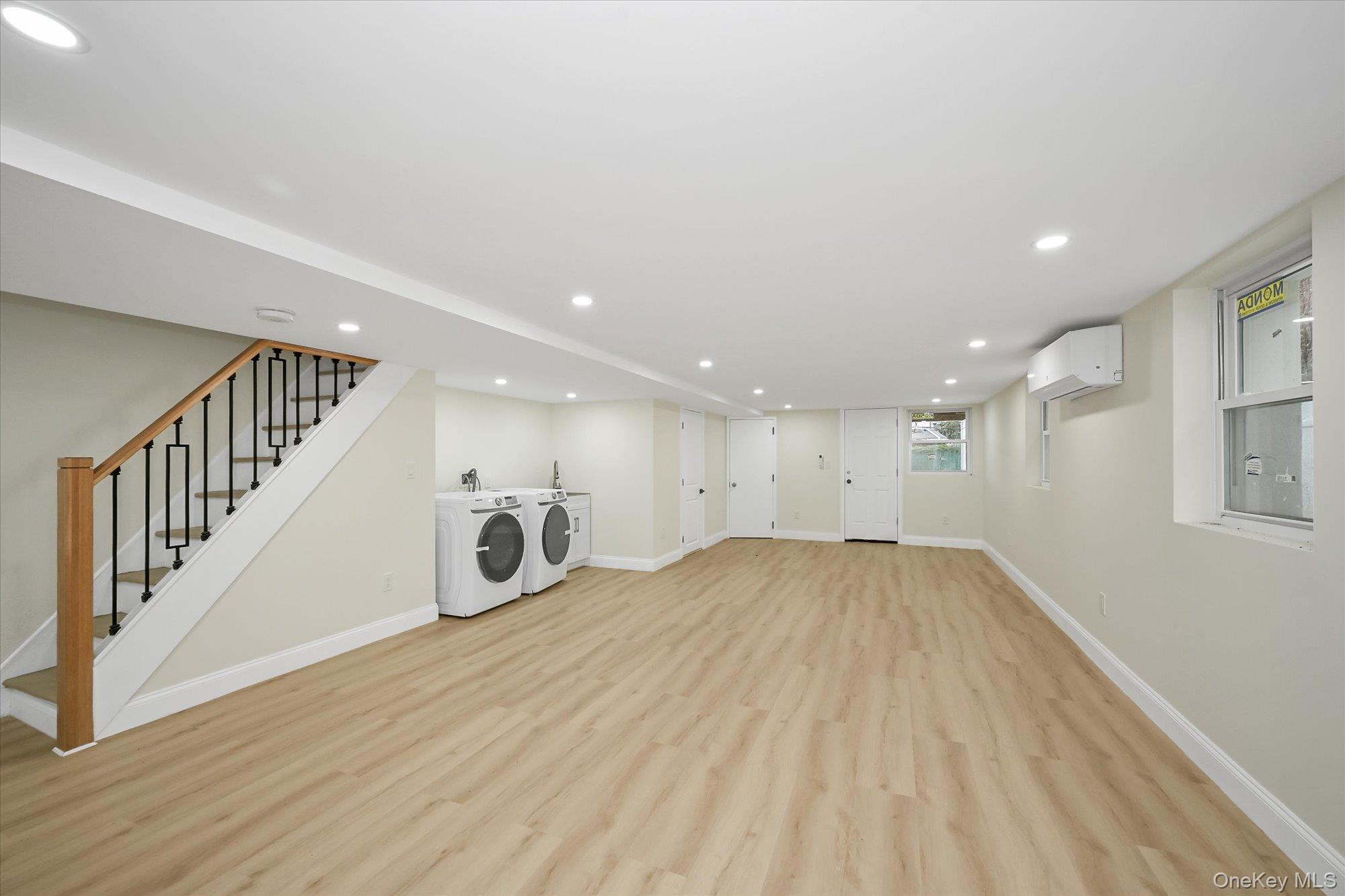Single Family Hoover Avenue Queens, NY 11435, MLS-1043081-10