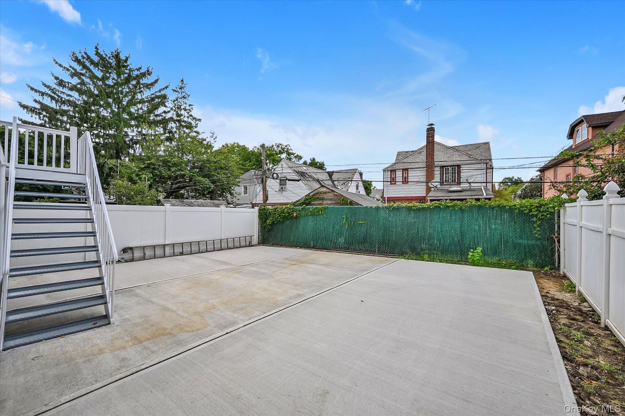 Single Family Hoover Avenue Queens, NY 11435, MLS-1043081-15
