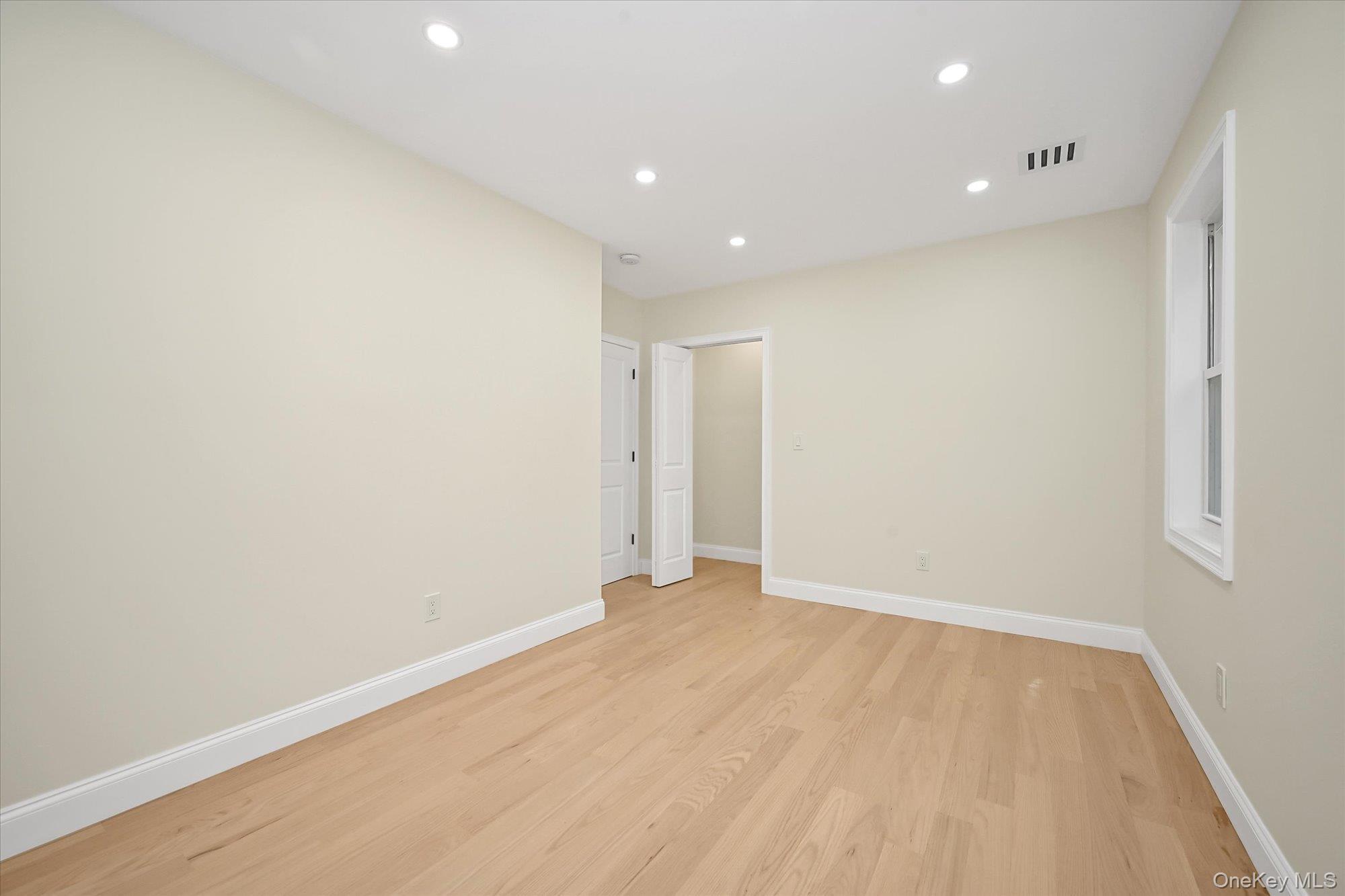 Single Family Hoover Avenue Queens, NY 11435, MLS-1043081-7