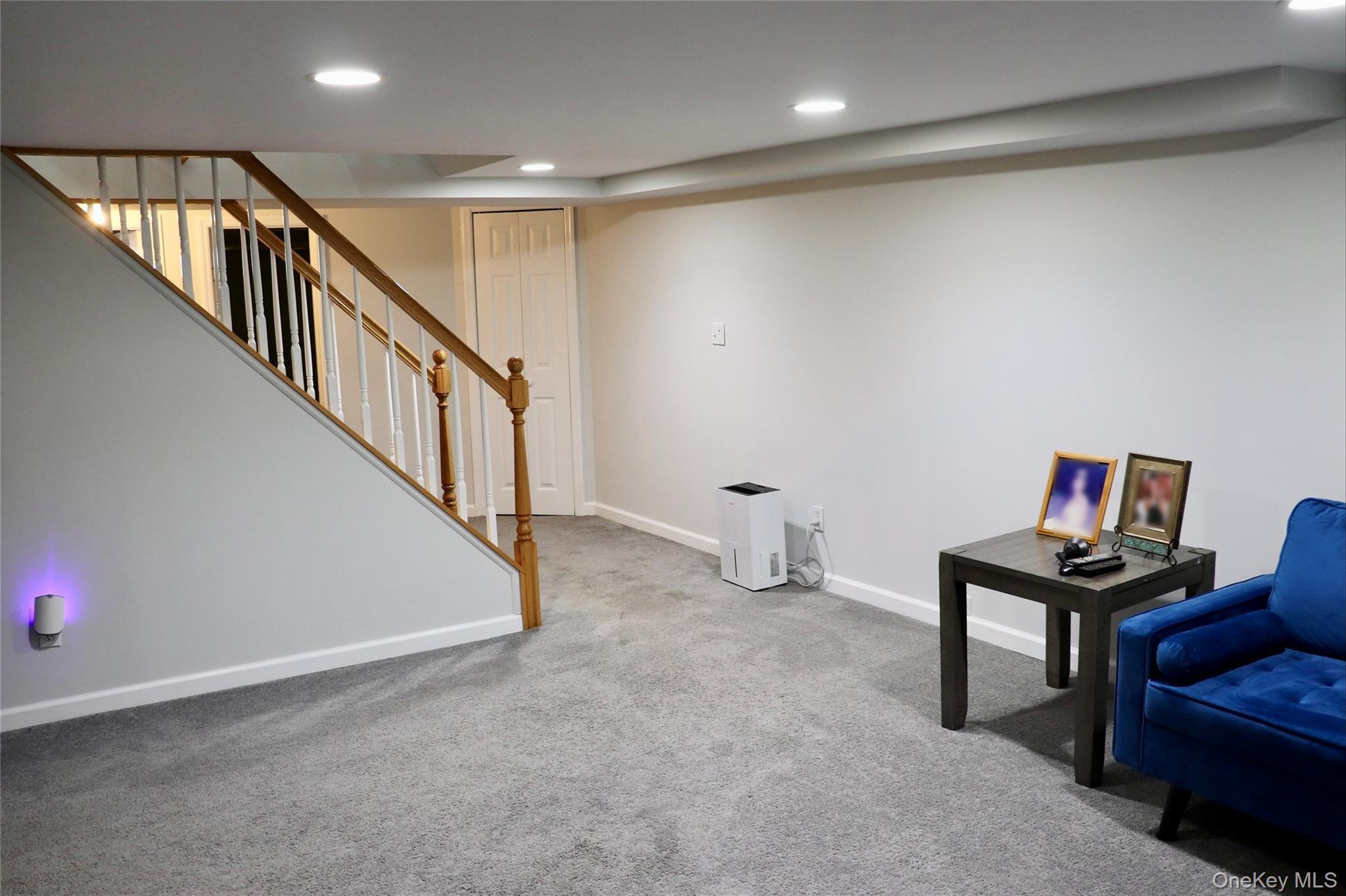 Single Family Prestwick Terrace Nassau County, NY 11542, MLS-1043084-17