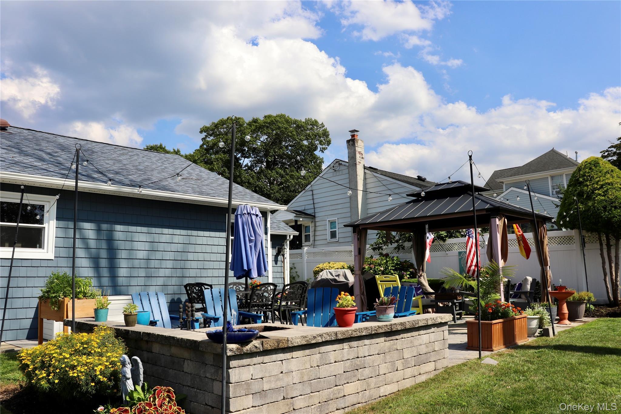 Single Family Prestwick Terrace Nassau County, NY 11542, MLS-1043084-21