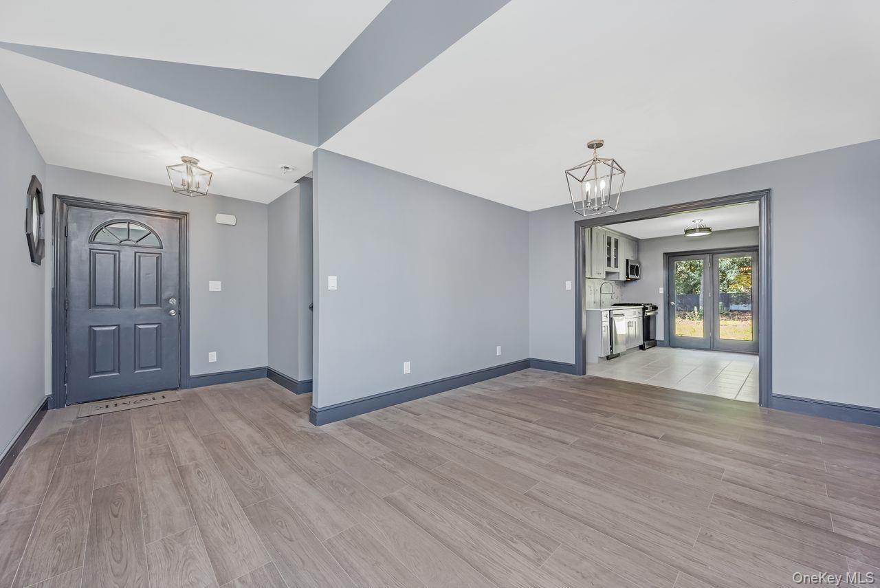 Single Family Ontario Street Suffolk County, NY 11776, MLS-1043085-13