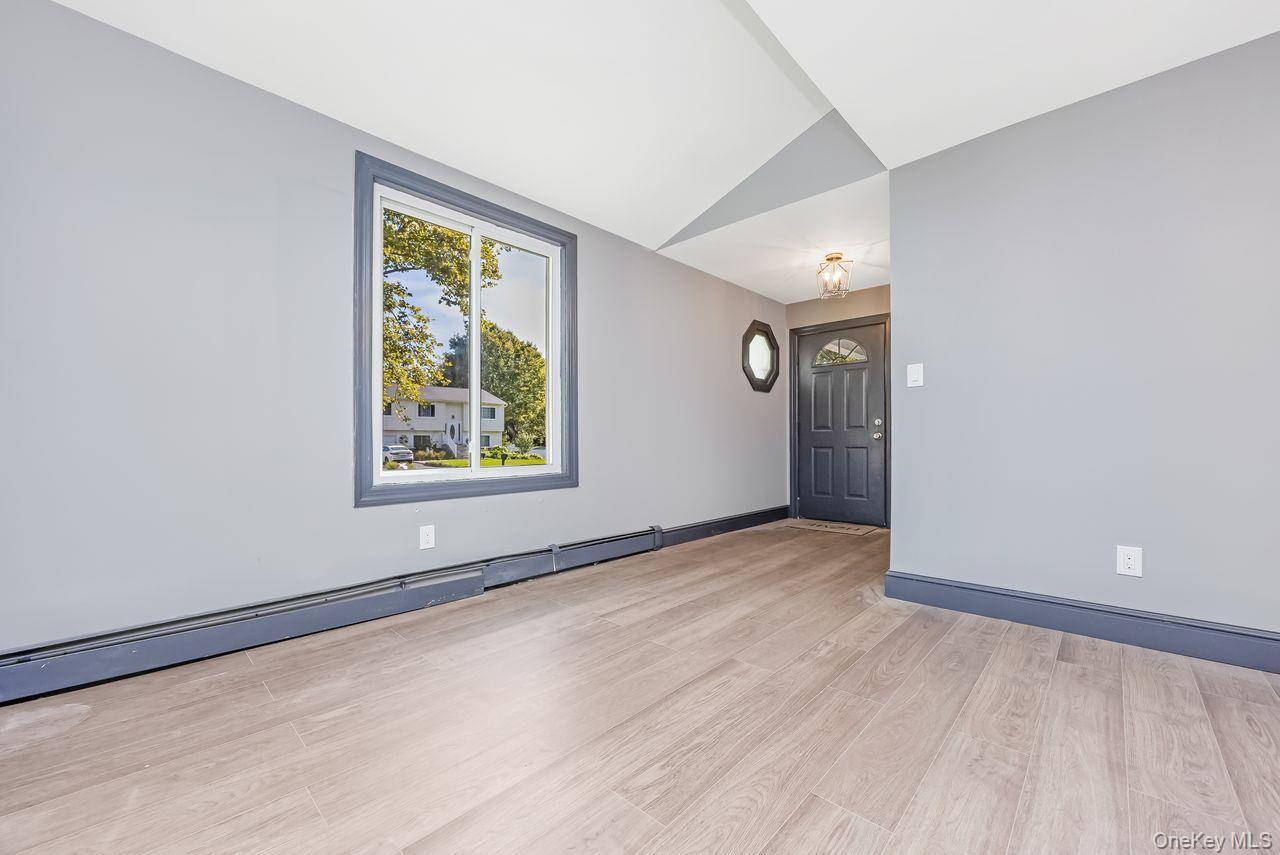 Single Family Ontario Street Suffolk County, NY 11776, MLS-1043085-27