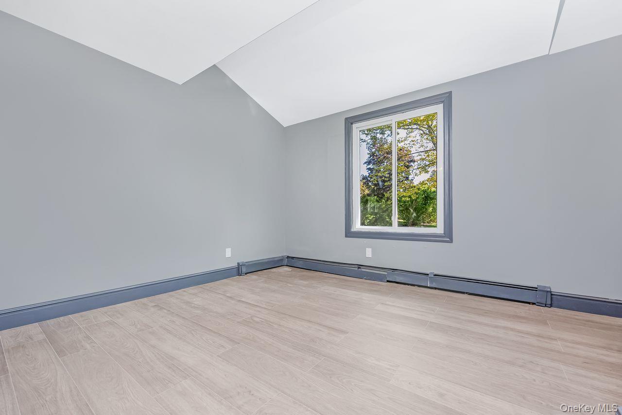 Single Family Ontario Street Suffolk County, NY 11776, MLS-1043085-28