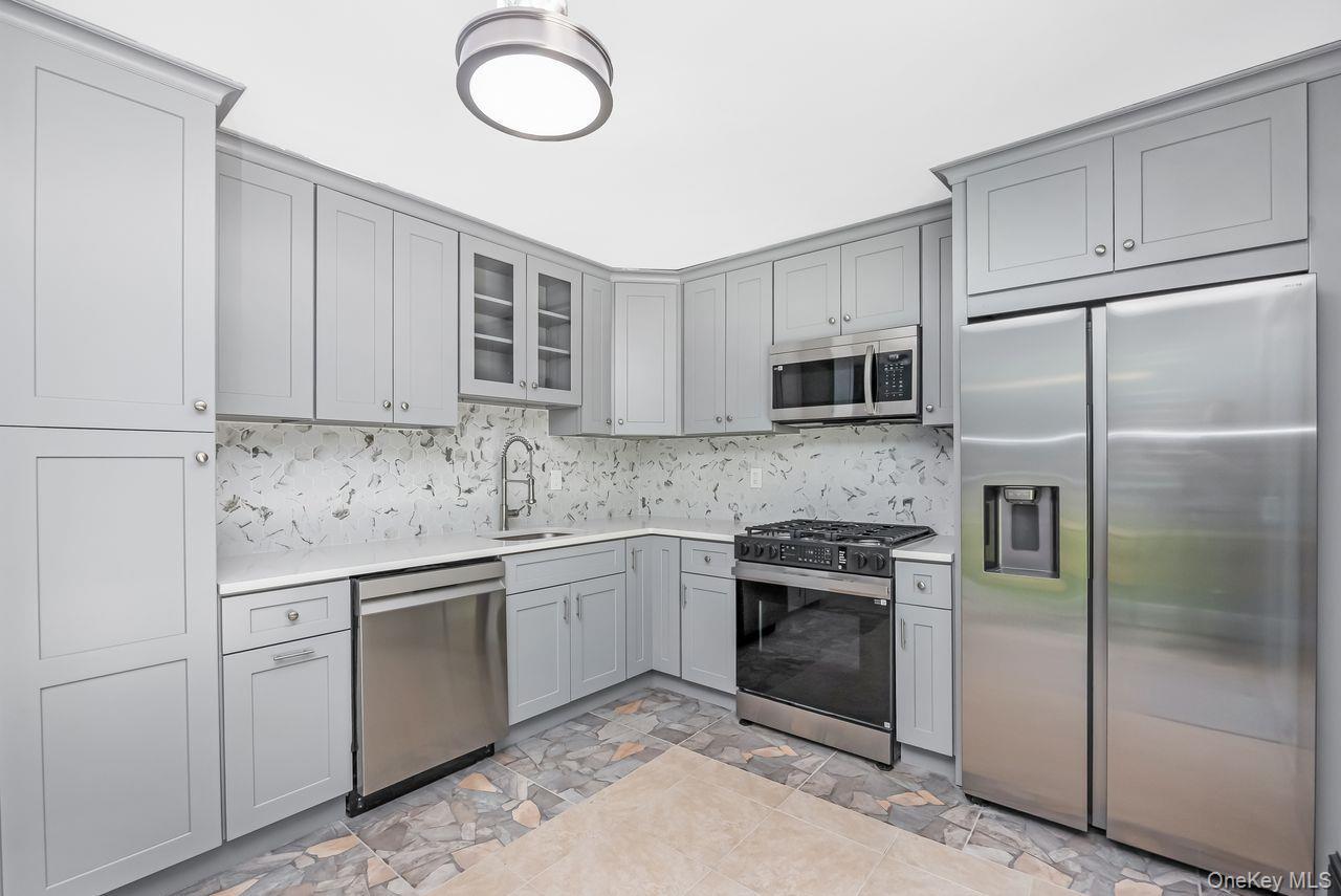 Single Family Ontario Street Suffolk County, NY 11776, MLS-1043085-9