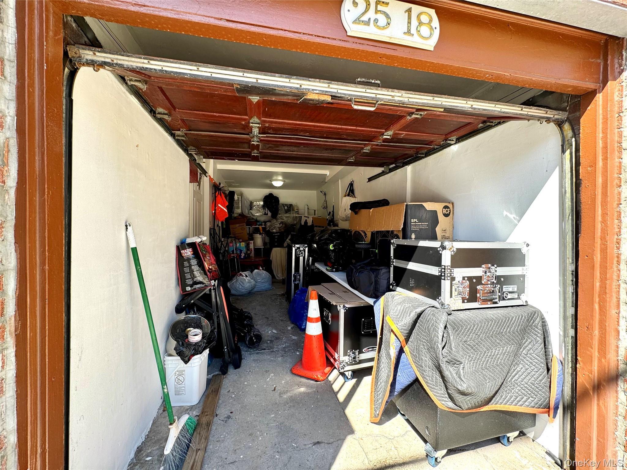 Single Family 82nd Street Queens, NY 11370, MLS-1043092-16