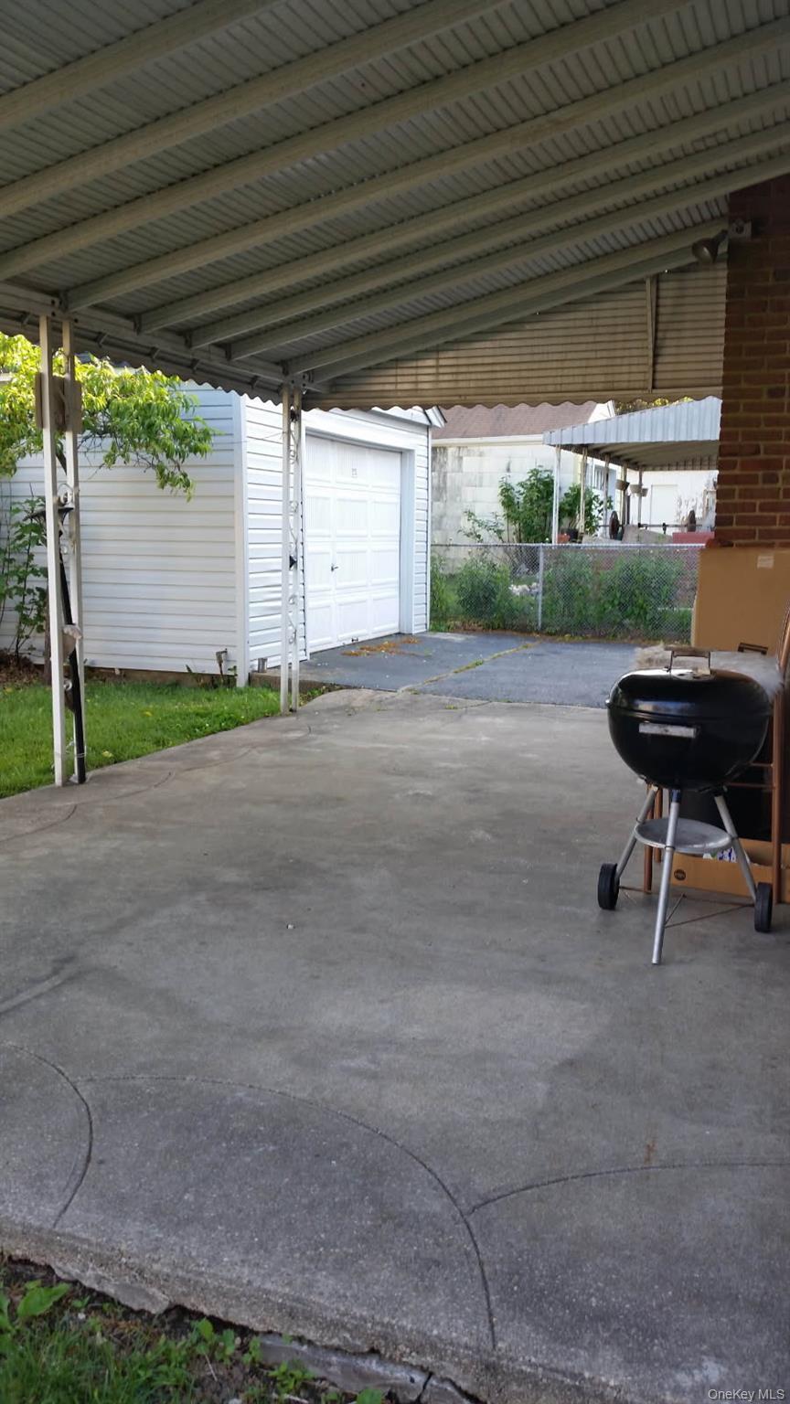 Single Family Wellington Street  Nassau County, NY 11550, MLS-1043094-8