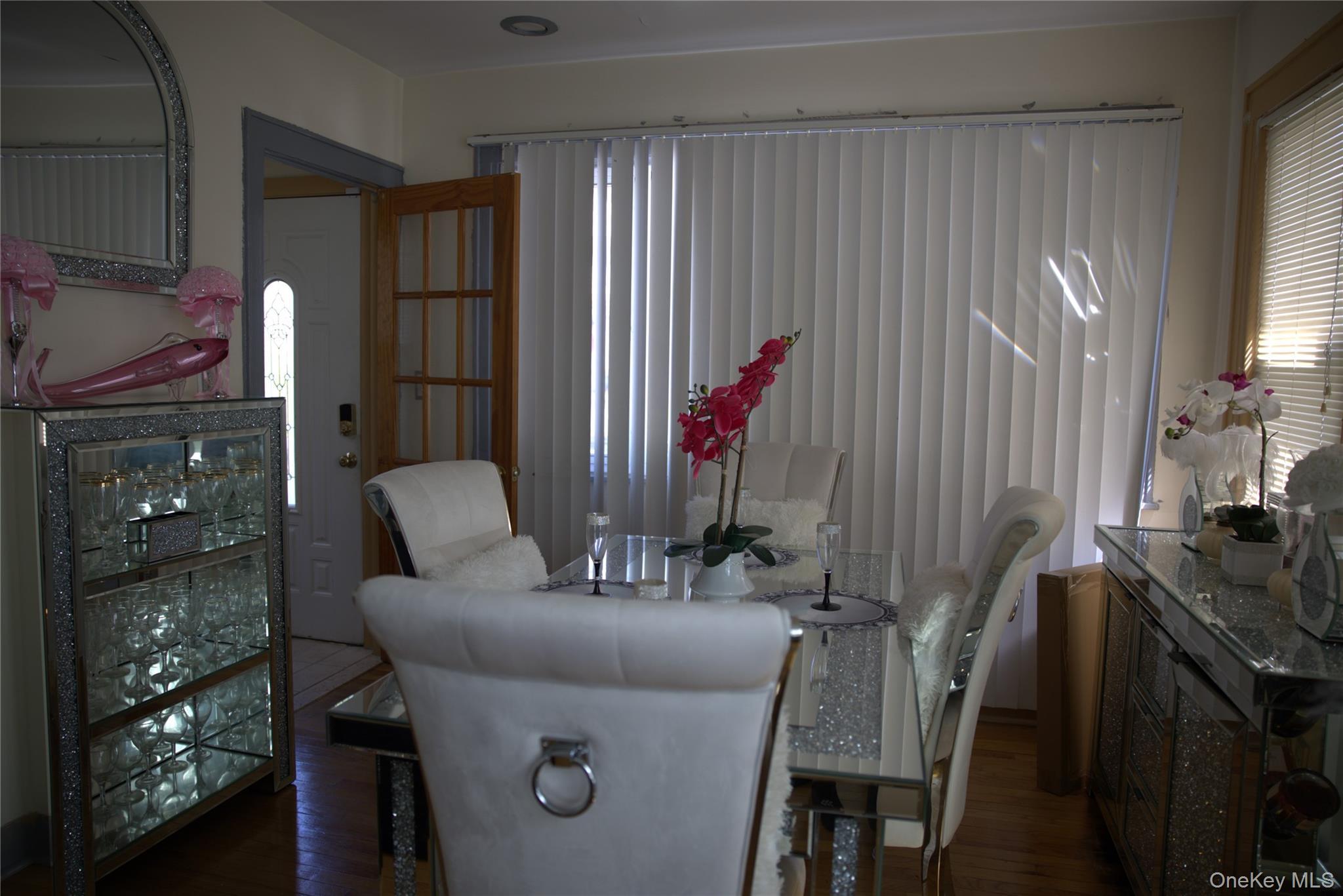 Single Family Se 199 Street Se Queens, NY 11412, MLS-1043100-15
