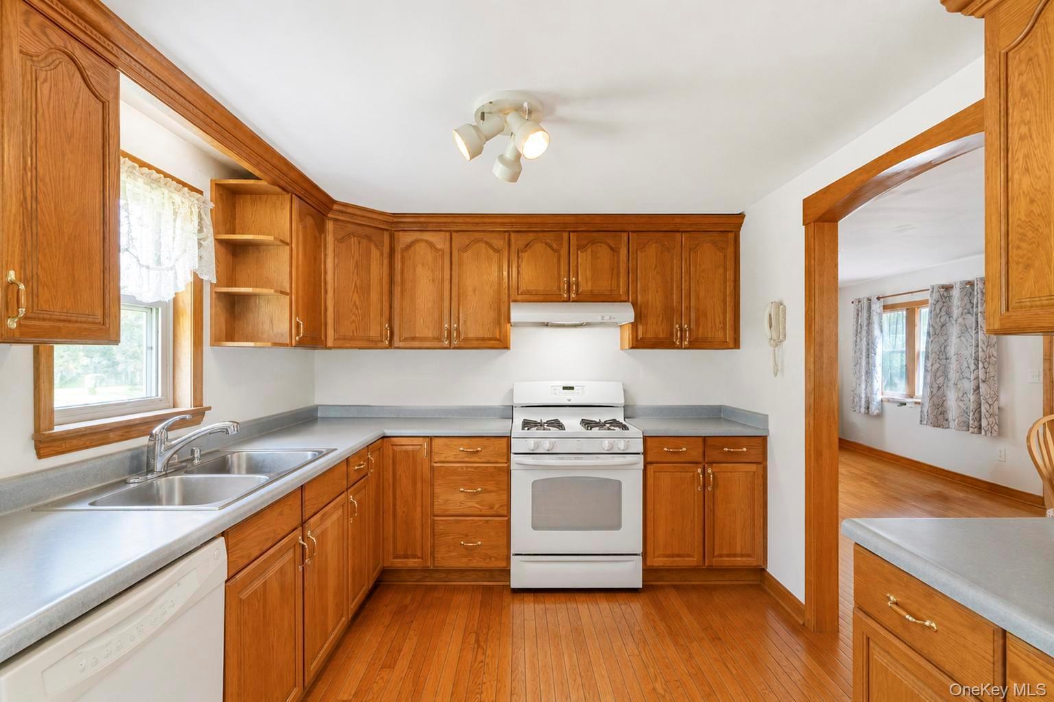Single Family Boisseau Avenue Suffolk County, NY 11971, MLS-1043112-17