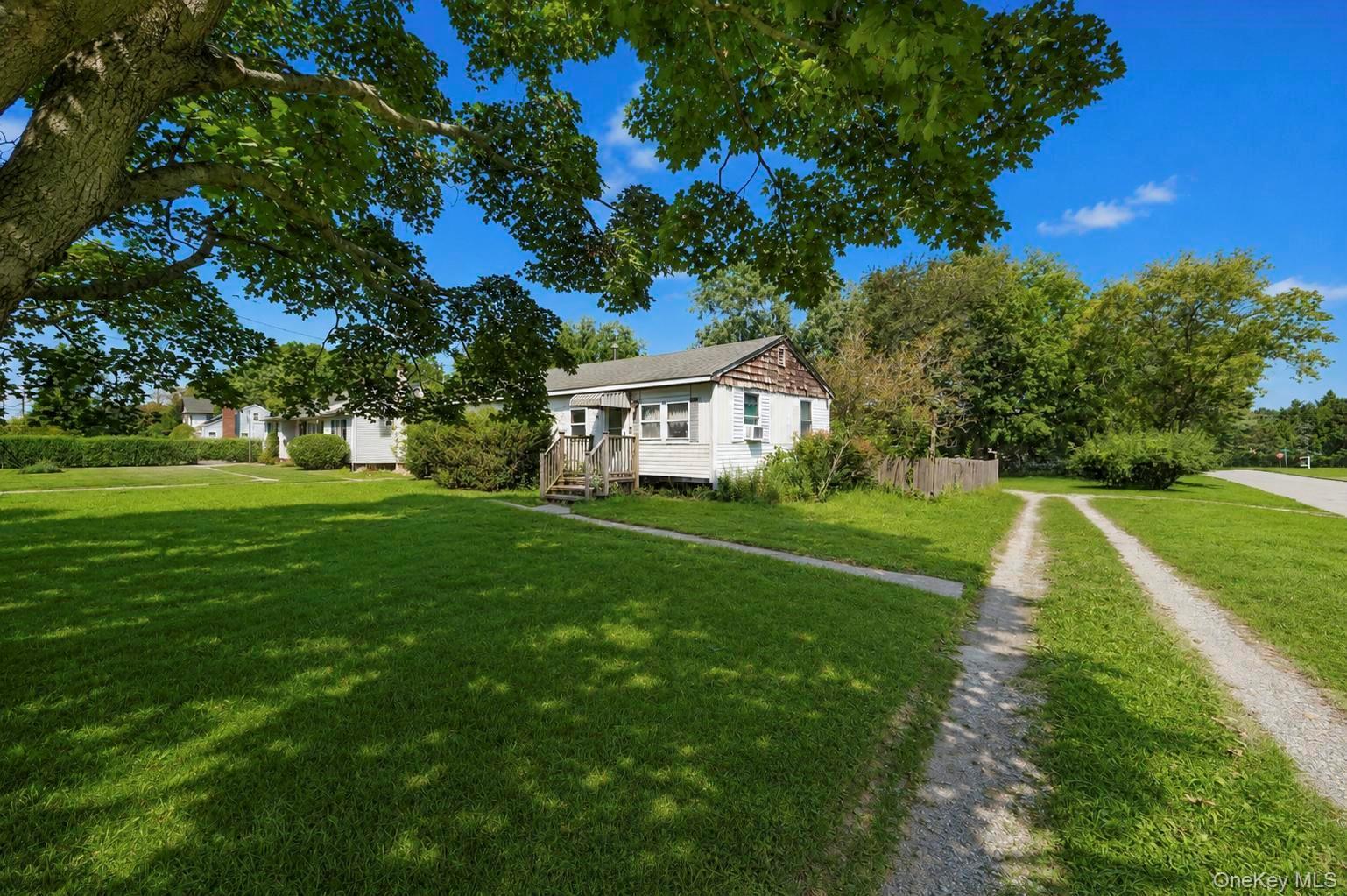 Single Family Boisseau Avenue Suffolk County, NY 11971, MLS-1043112-2