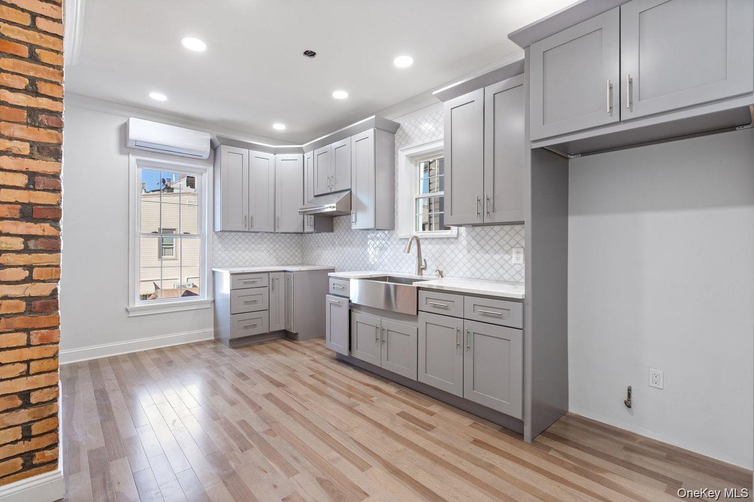 Apartment Elton Street Brooklyn, NY 11208, MLS-1043117-5