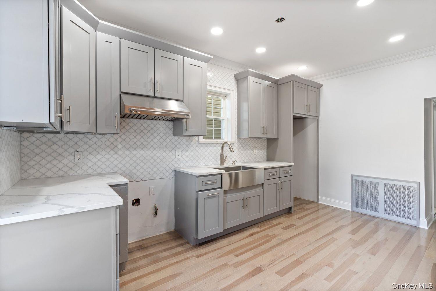 Apartment Elton Street Brooklyn, NY 11208, MLS-1043117-7