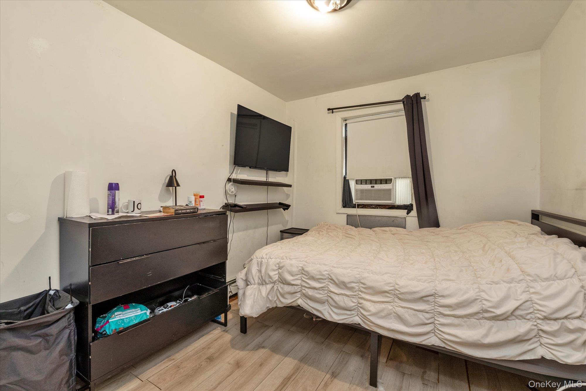 Single Family 82nd Street  Queens, NY 11414, MLS-1043122-15