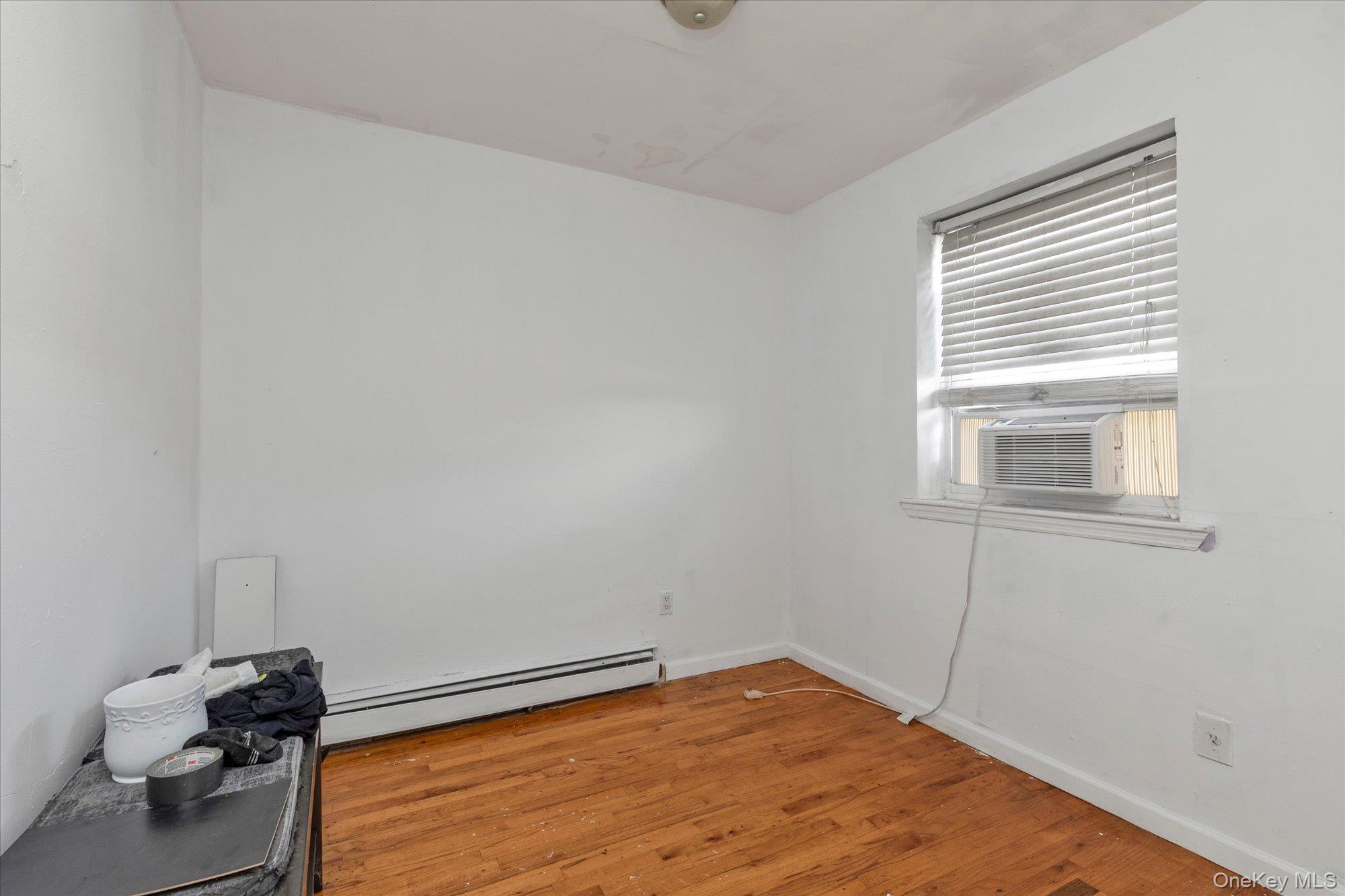 Single Family 82nd Street  Queens, NY 11414, MLS-1043122-25