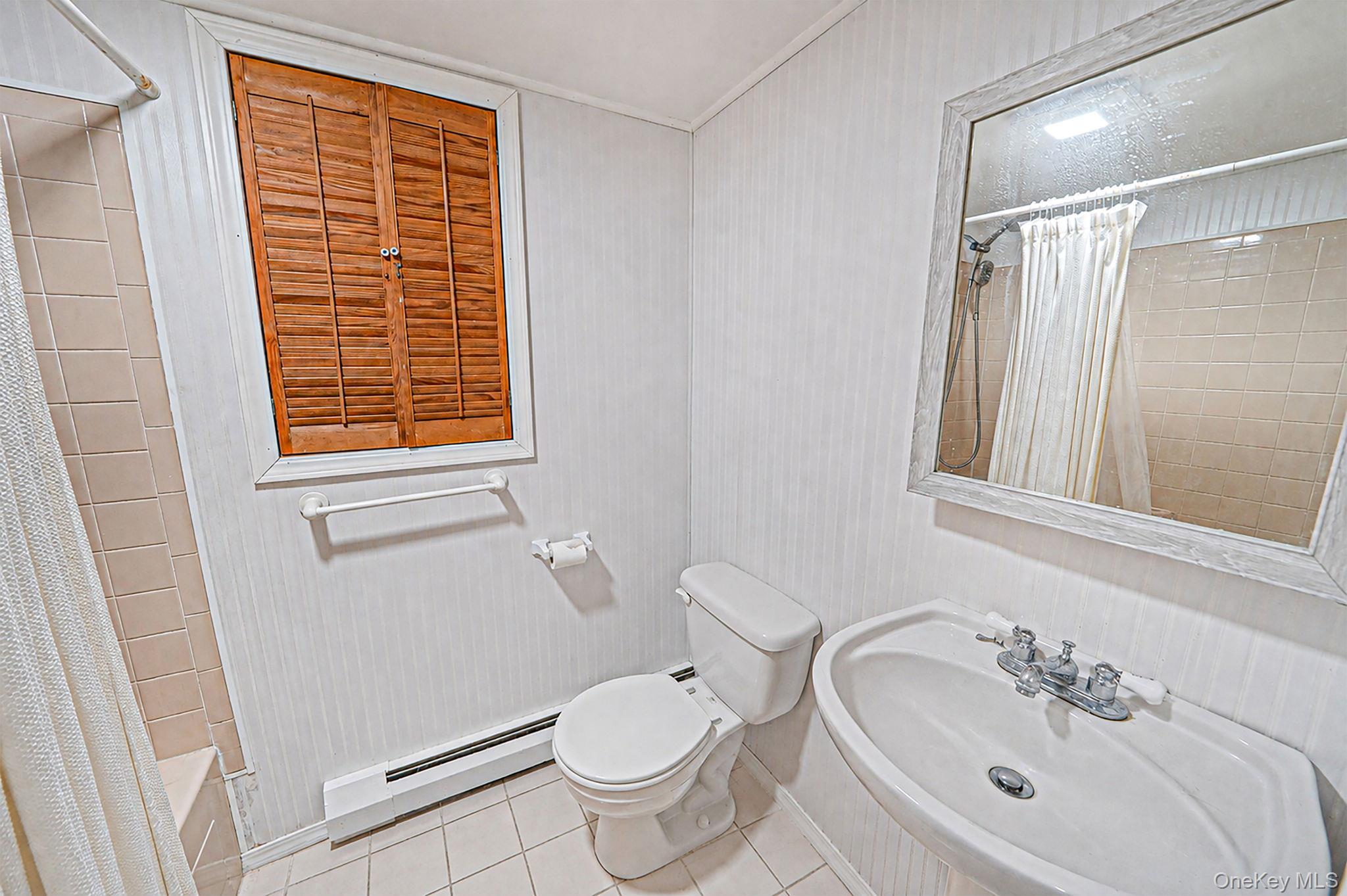 Single Family Woodhull Road Suffolk County, NY 11743, MLS-1043127-21