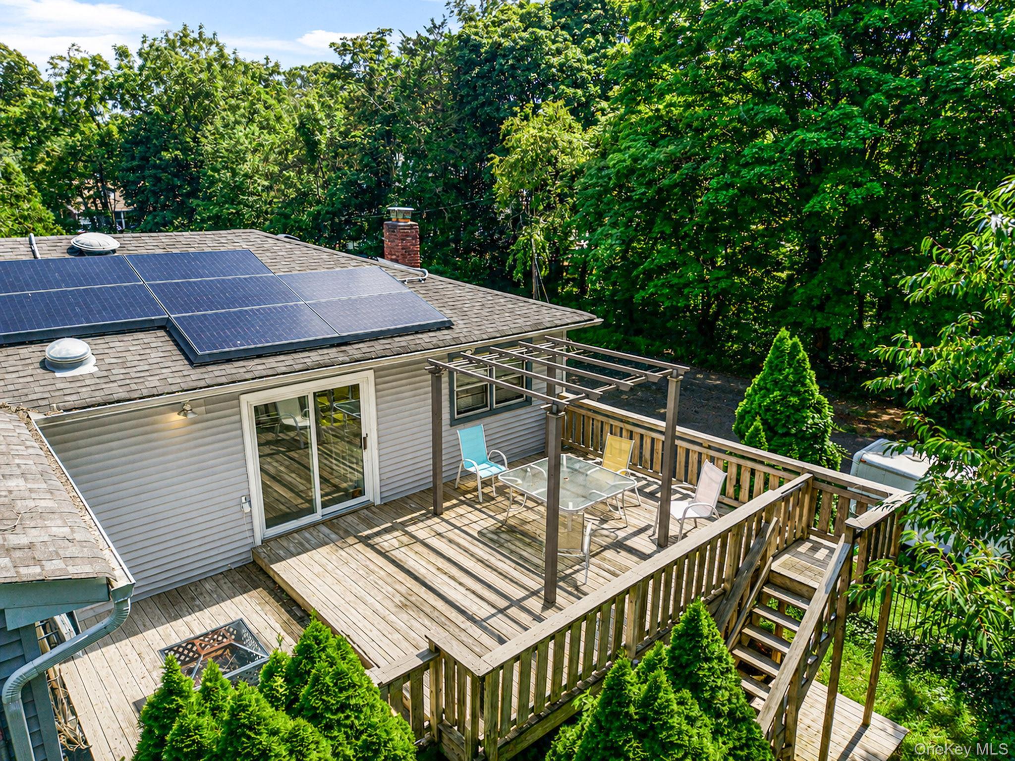 Single Family Woodhull Road Suffolk County, NY 11743, MLS-1043127-23