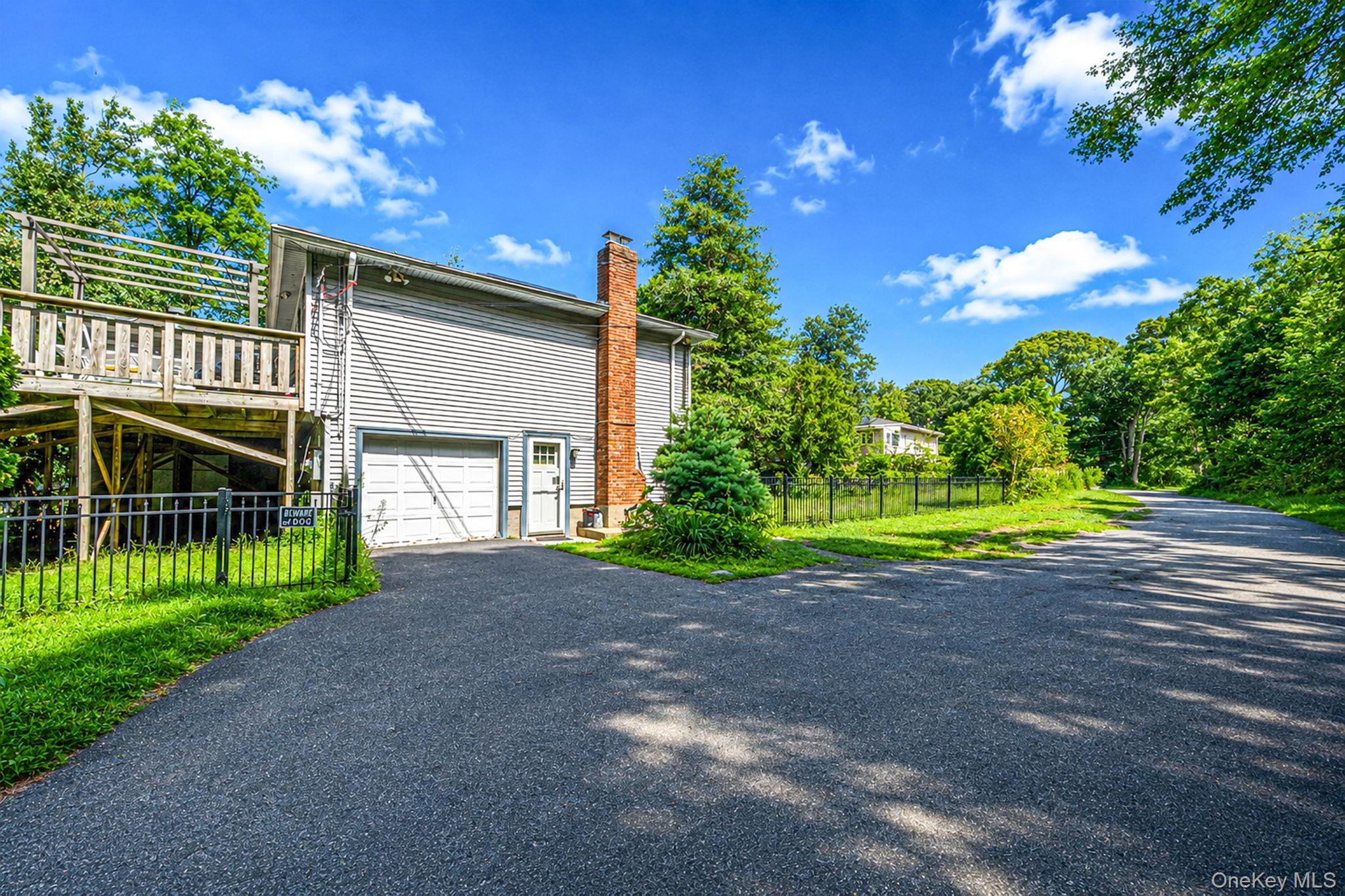 Single Family Woodhull Road Suffolk County, NY 11743, MLS-1043127-5