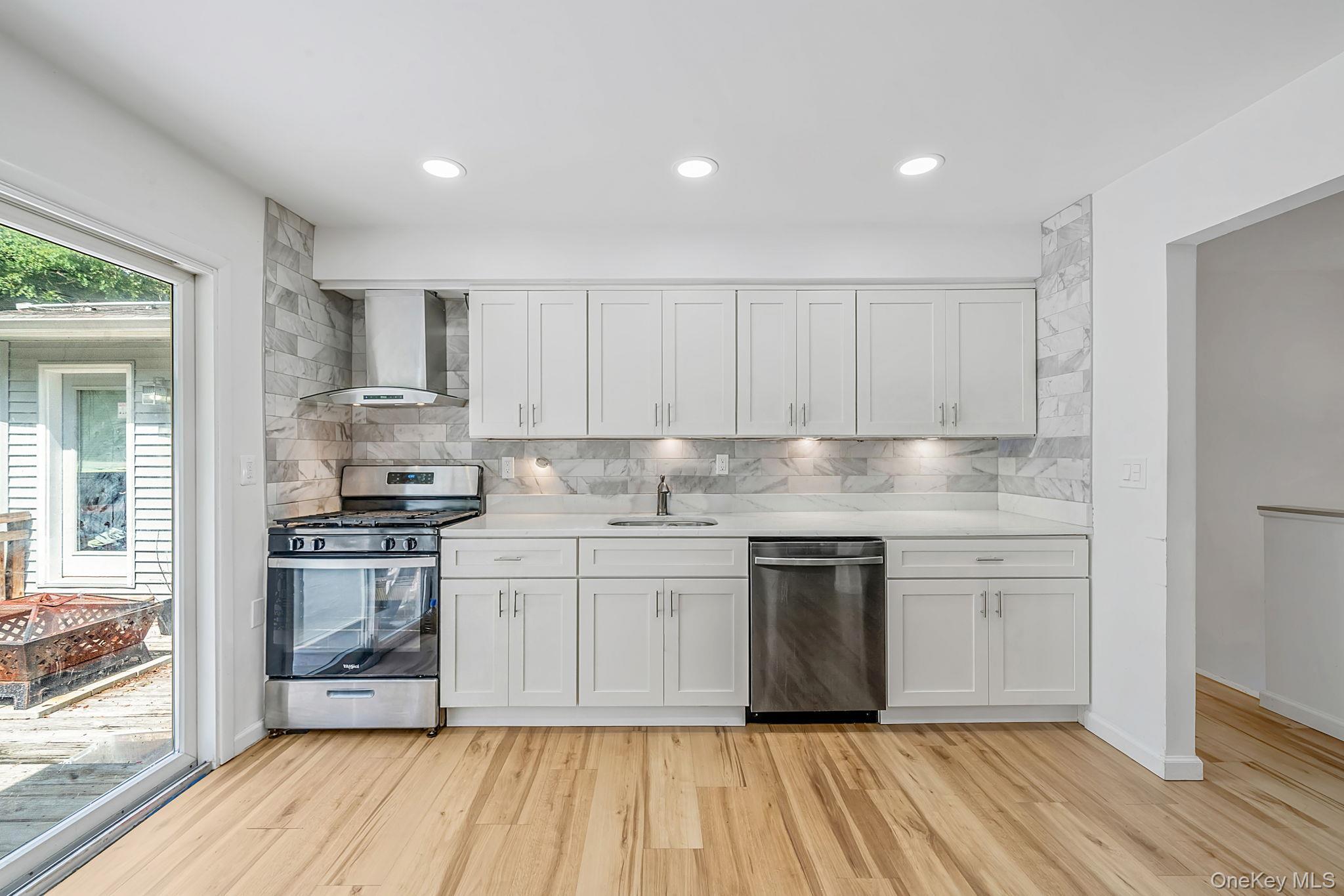 Single Family Woodhull Road Suffolk County, NY 11743, MLS-1043127-6