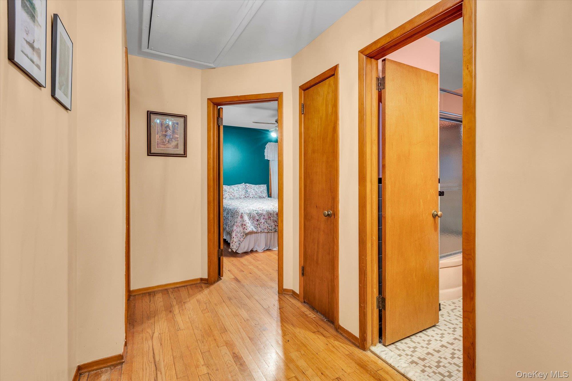 Single Family E 25th Street  Suffolk County, NY 11746, MLS-1043136-10