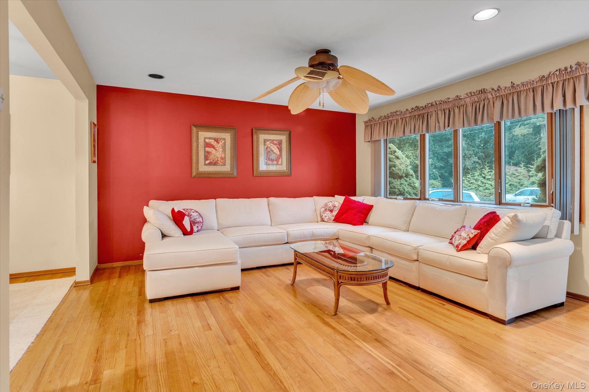 Single Family E 25th Street  Suffolk County, NY 11746, MLS-1043136-3