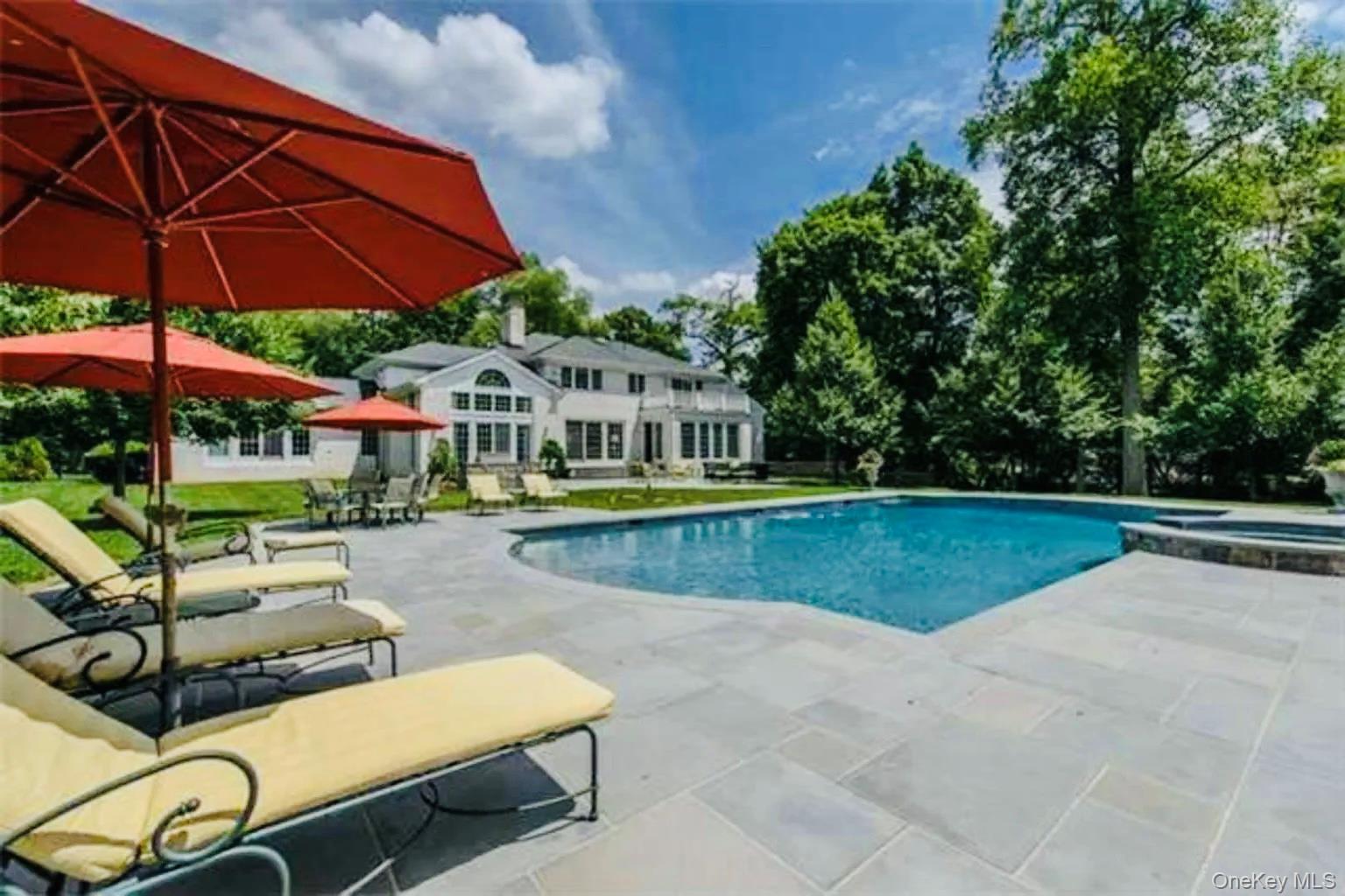 Single Family Evans Drive  Nassau County, NY 11545, MLS-1043149-22