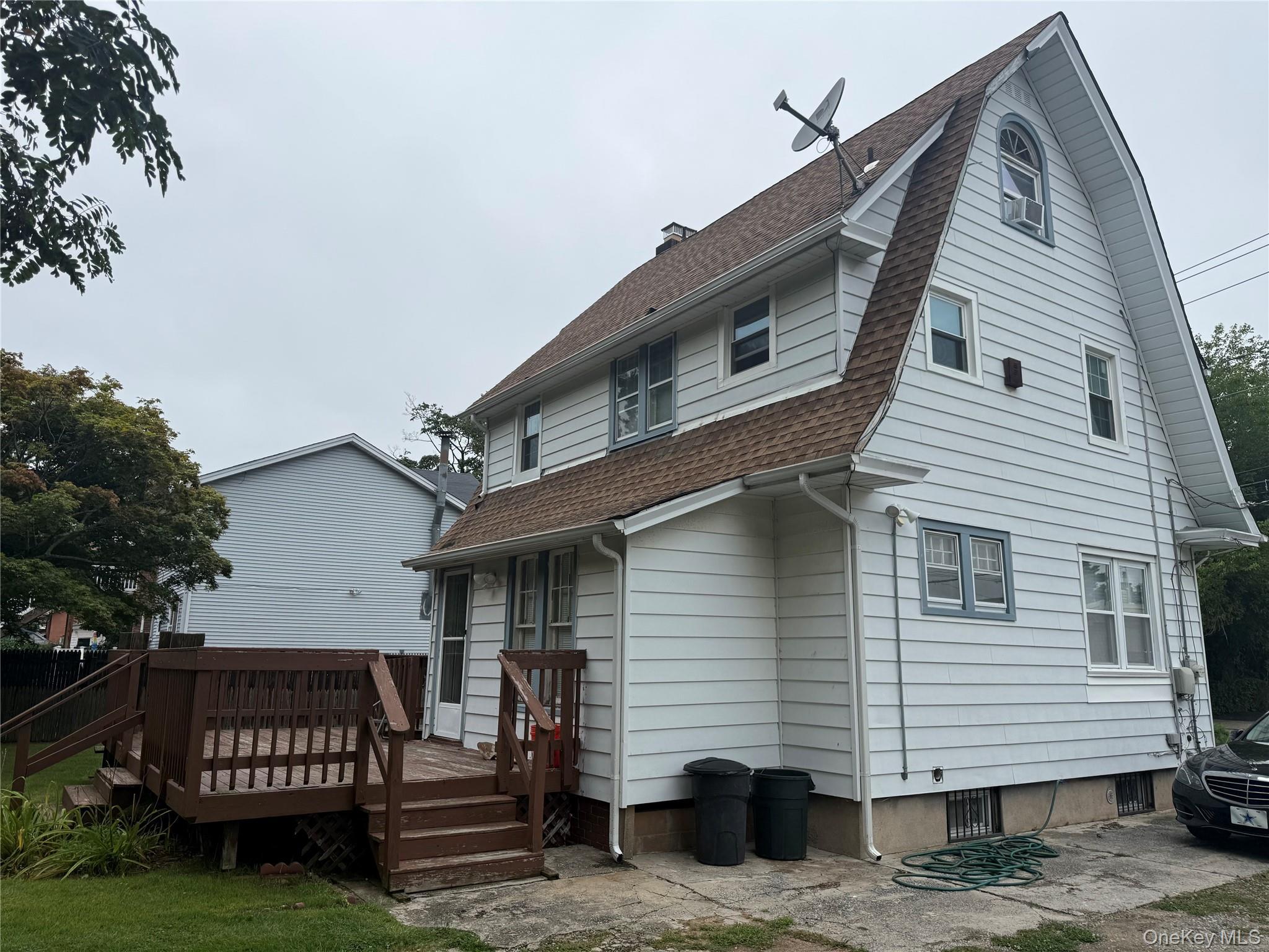 Single Family Washington Avenue  Suffolk County, NY 11701, MLS-1043157-2