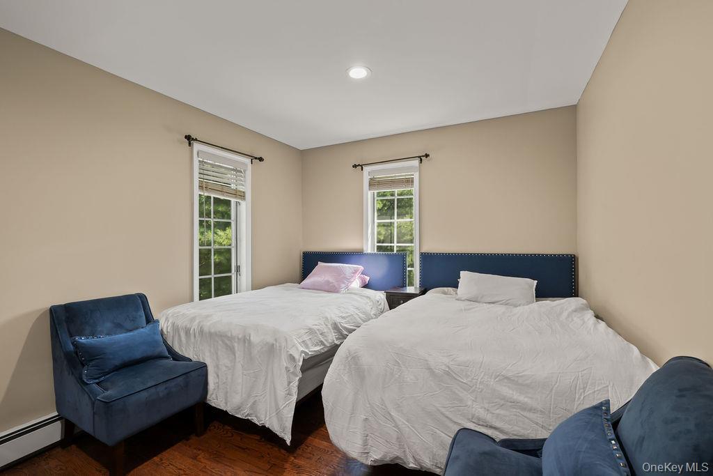 Single Family Parkside Court Rockland County, NY 10970, MLS-1043182-16
