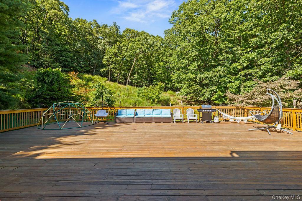 Single Family Parkside Court Rockland County, NY 10970, MLS-1043182-26