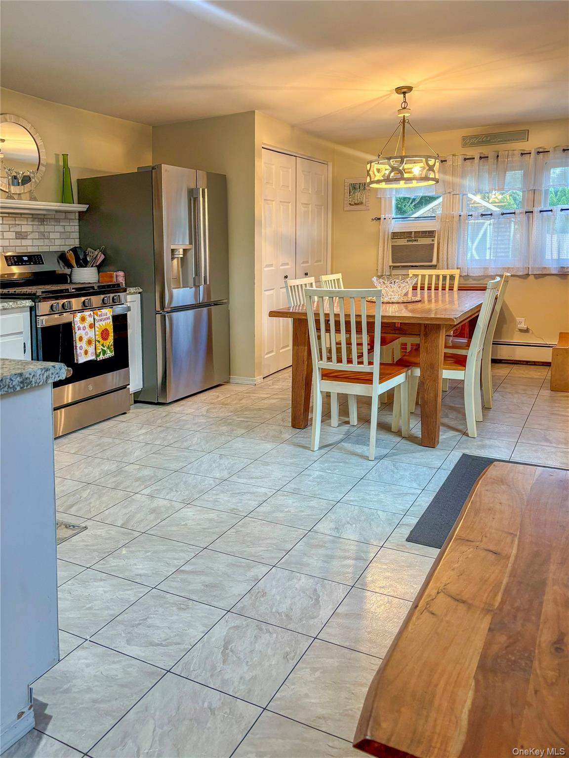 Single Family Lake Ave  Suffolk County, NY 11934, MLS-1043203-4
