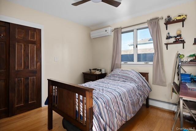 Single Family W 10th Road Queens, NY 11693, MLS-1043209-14
