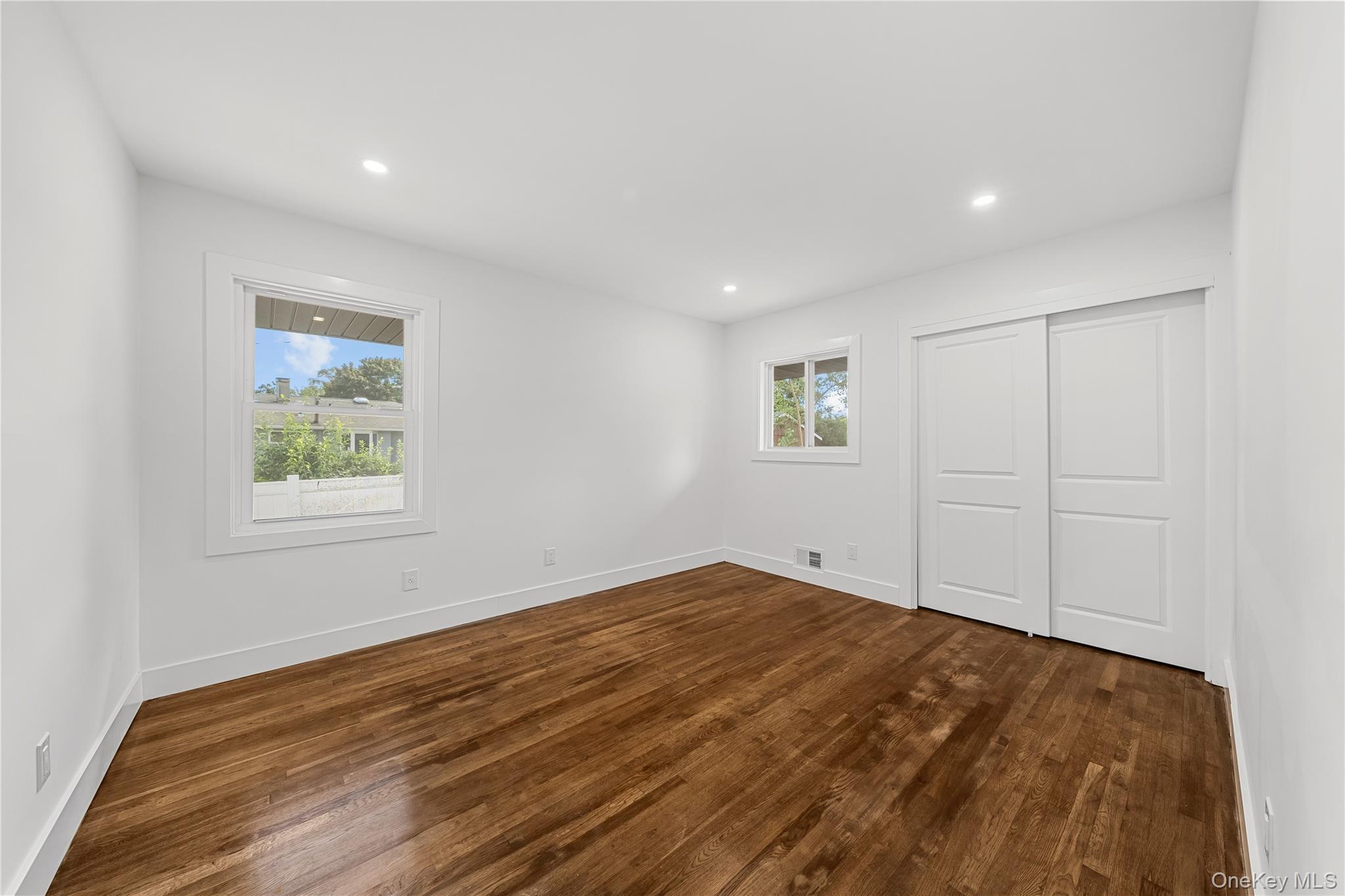 Single Family Rita Crescent Suffolk County, NY 11725, MLS-1043210-15