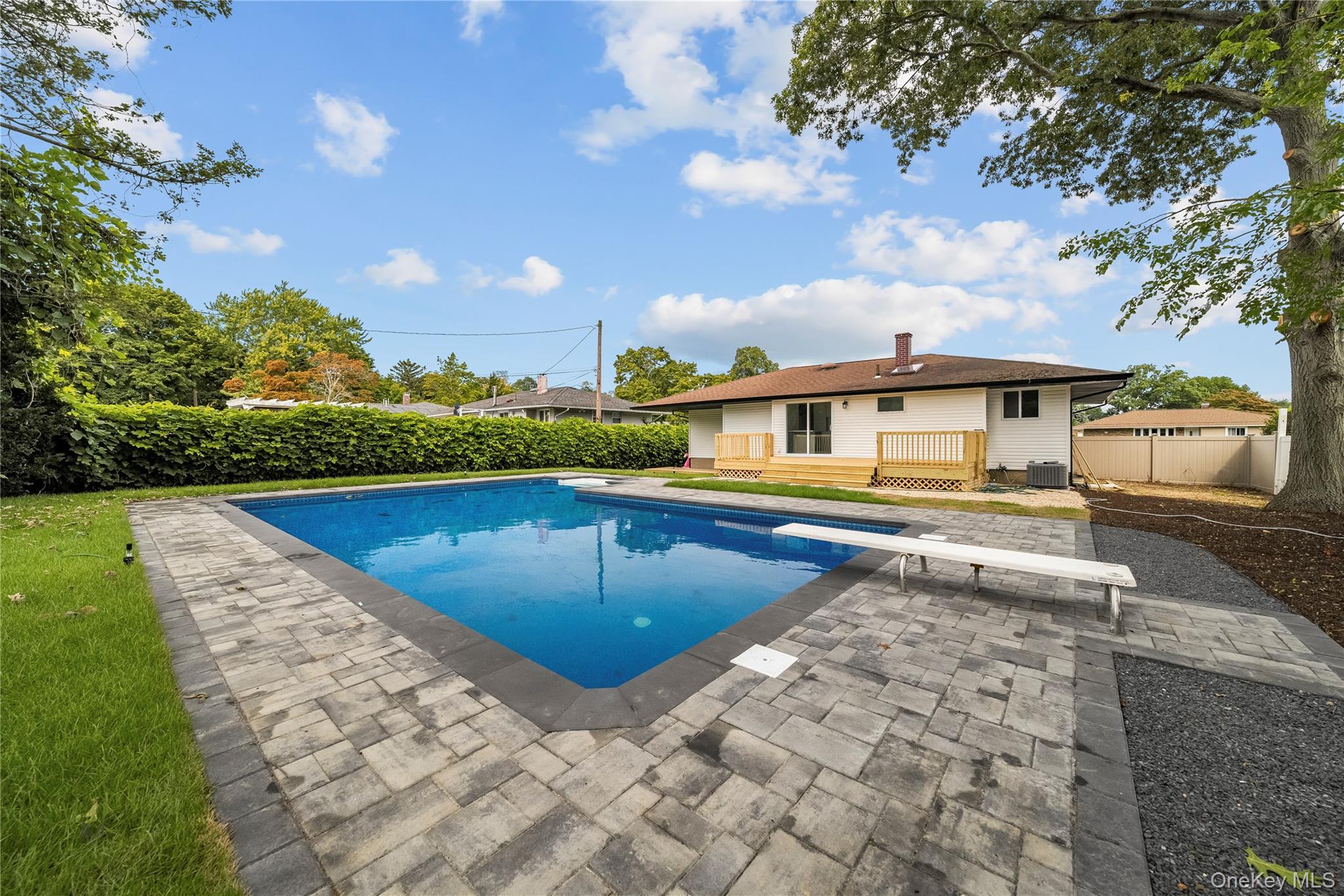 Single Family Rita Crescent Suffolk County, NY 11725, MLS-1043210-20