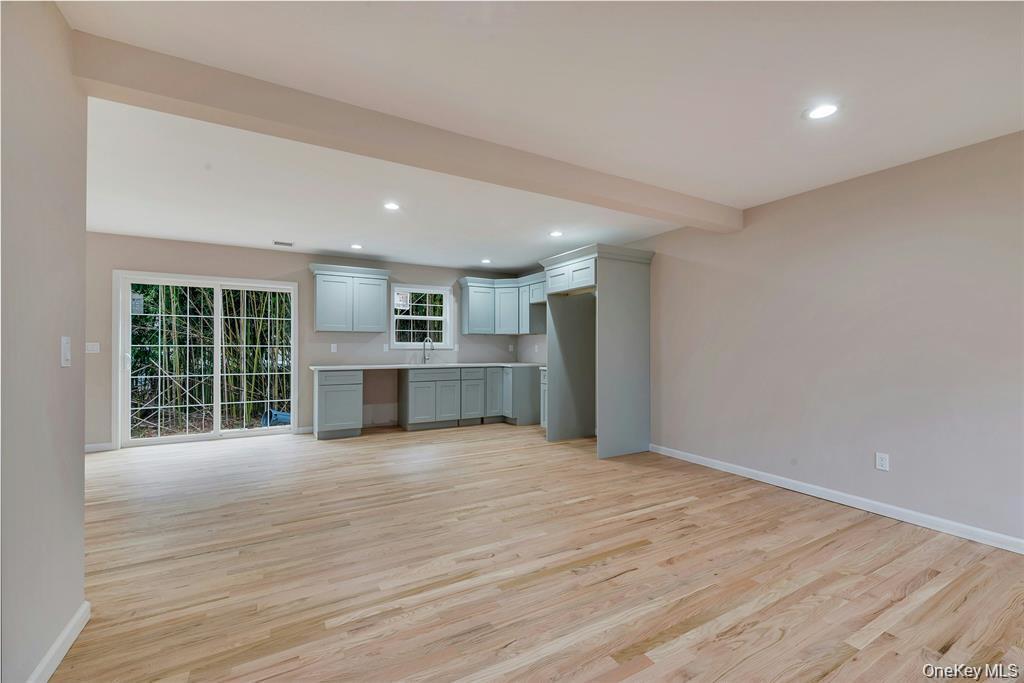 Single Family Pinewood Drive Suffolk County, NY 11967, MLS-1043221-4