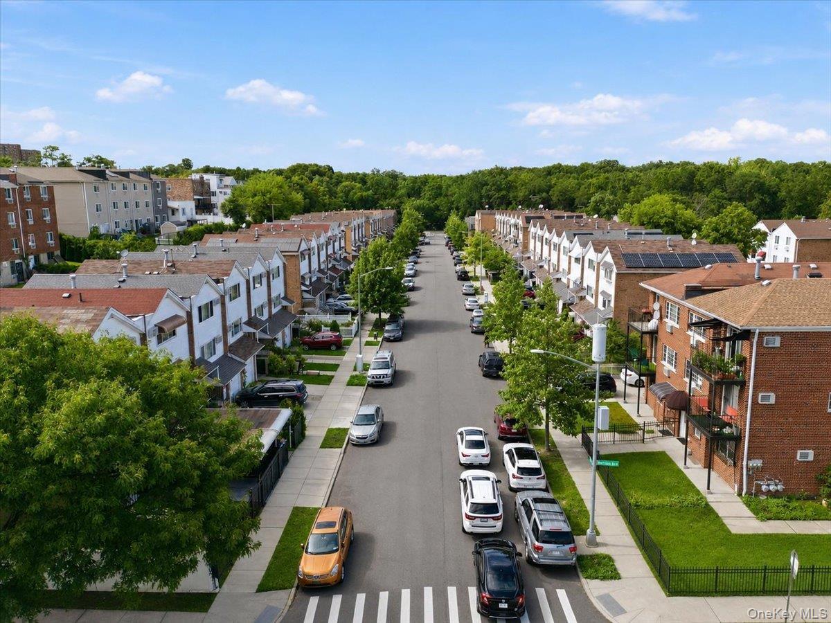 Single Family Boller Avenue  Bronx, NY 10466, MLS-1043226-35