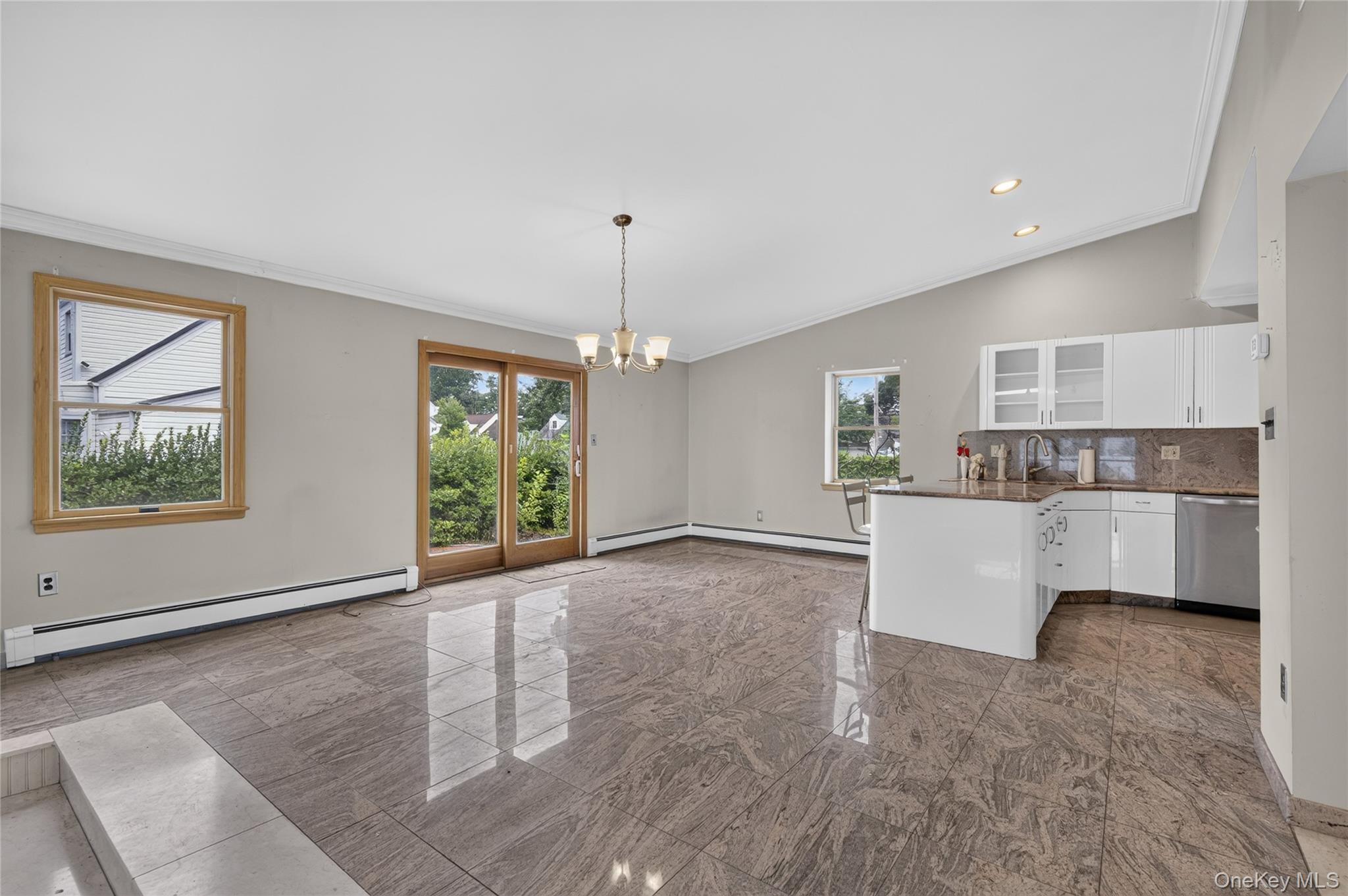 Single Family Longwood Avenue  Nassau County, NY 11590, MLS-1043253-17